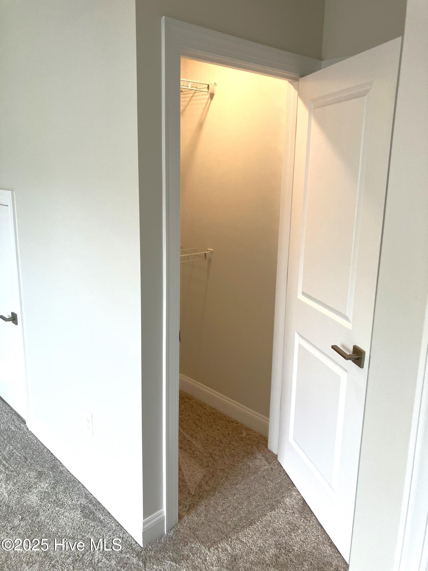 100514108 | Photo 39