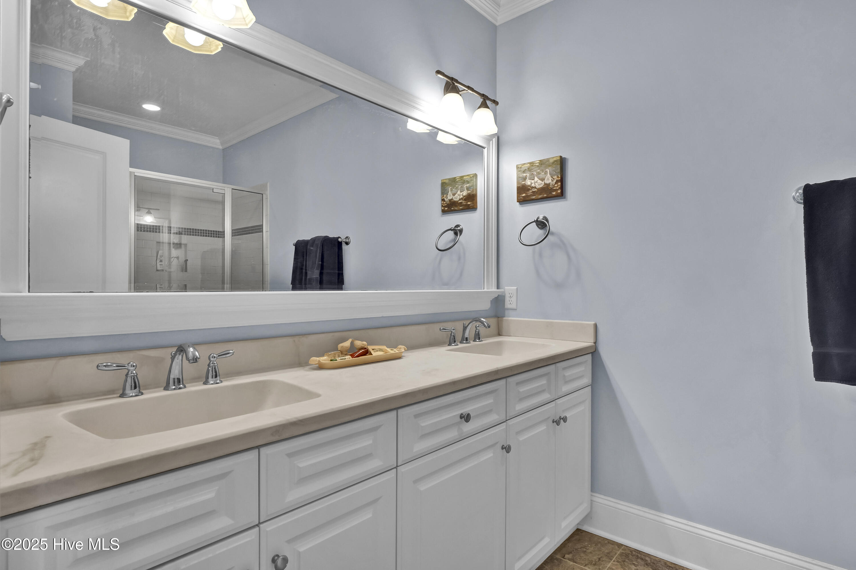 100504953 | Photo 32