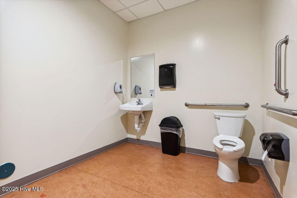 4275 Western Boulevard, Jacksonville, NC, 28546