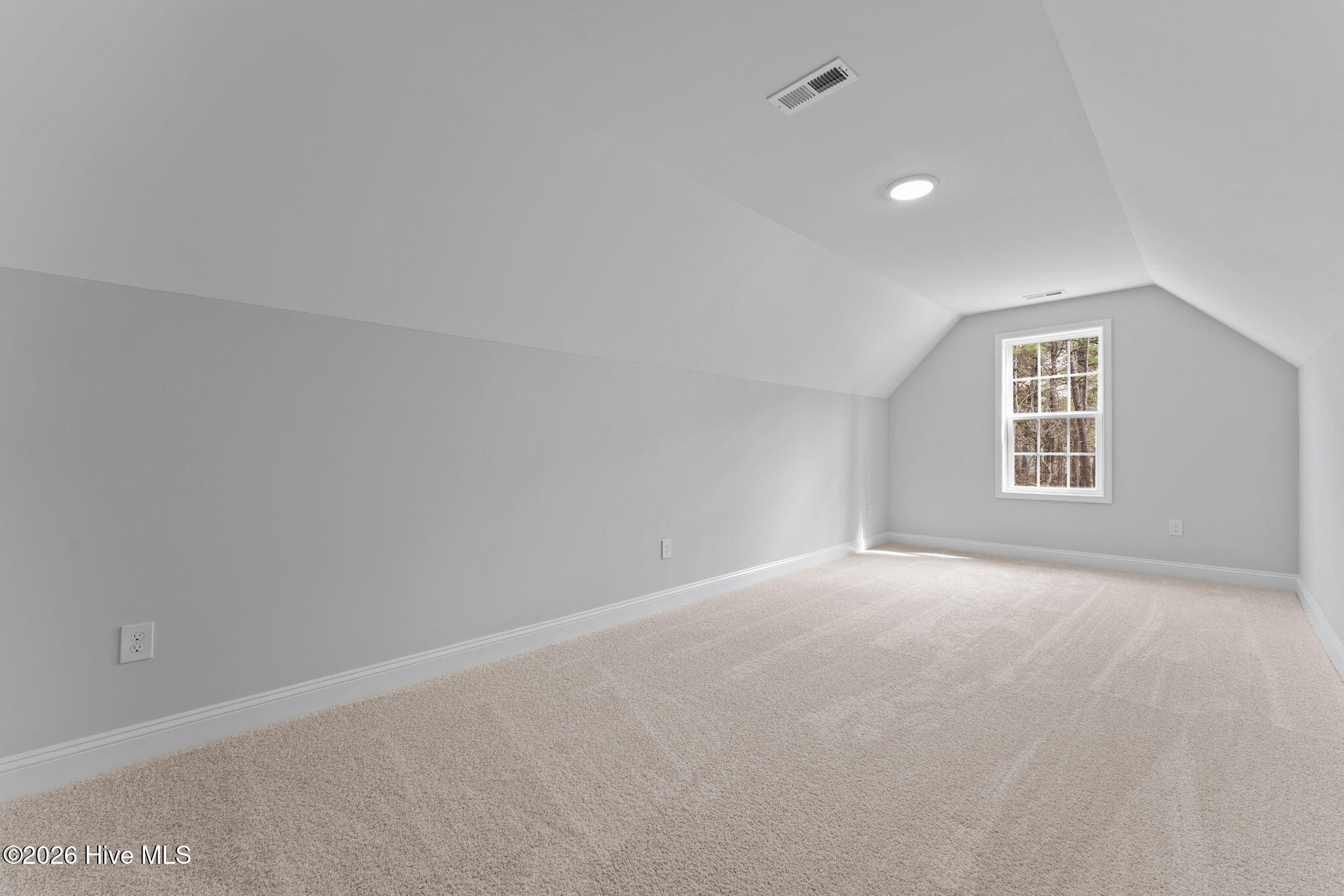 180 Longleaf Drive