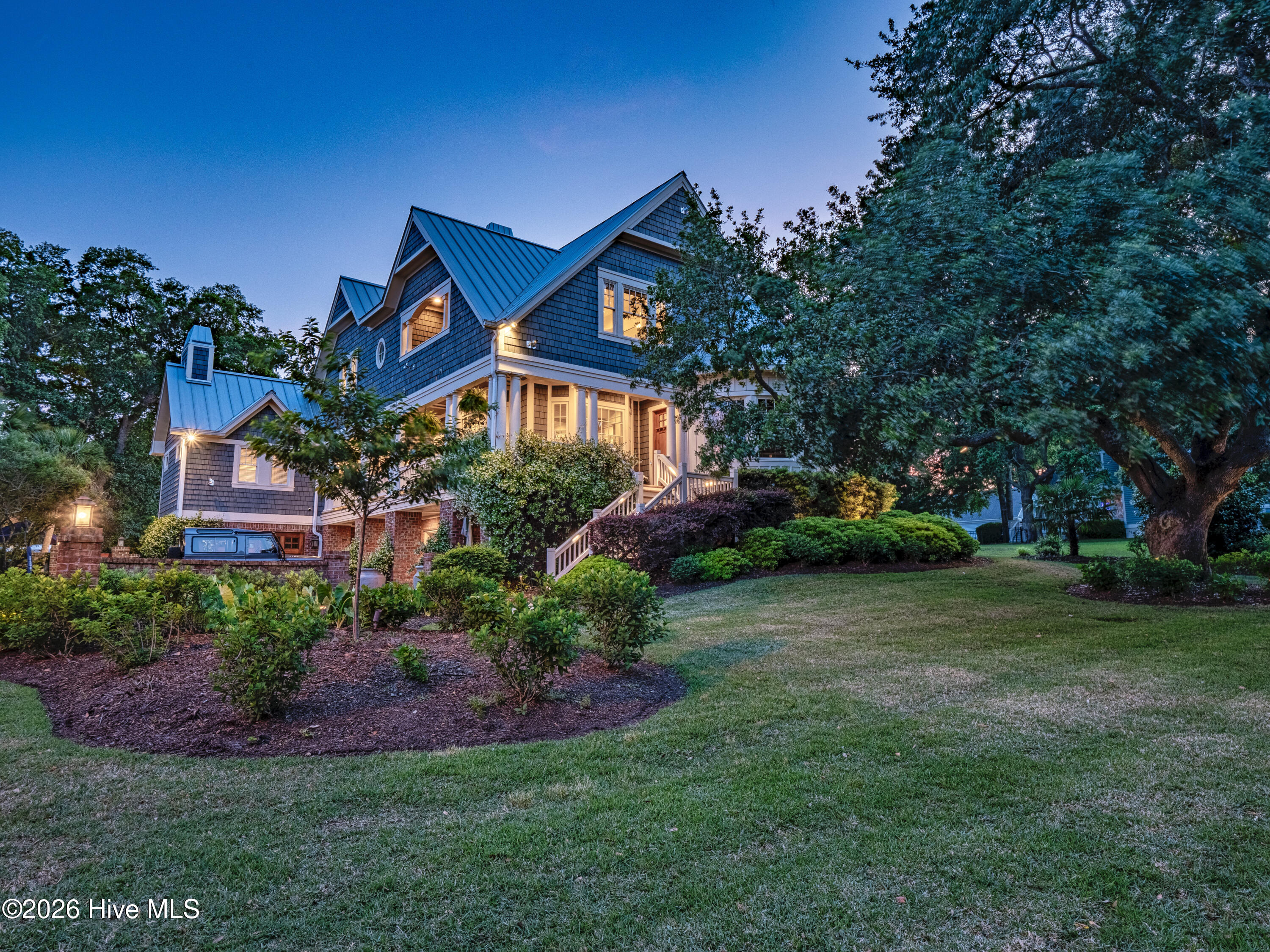 100552686 | Photo 79