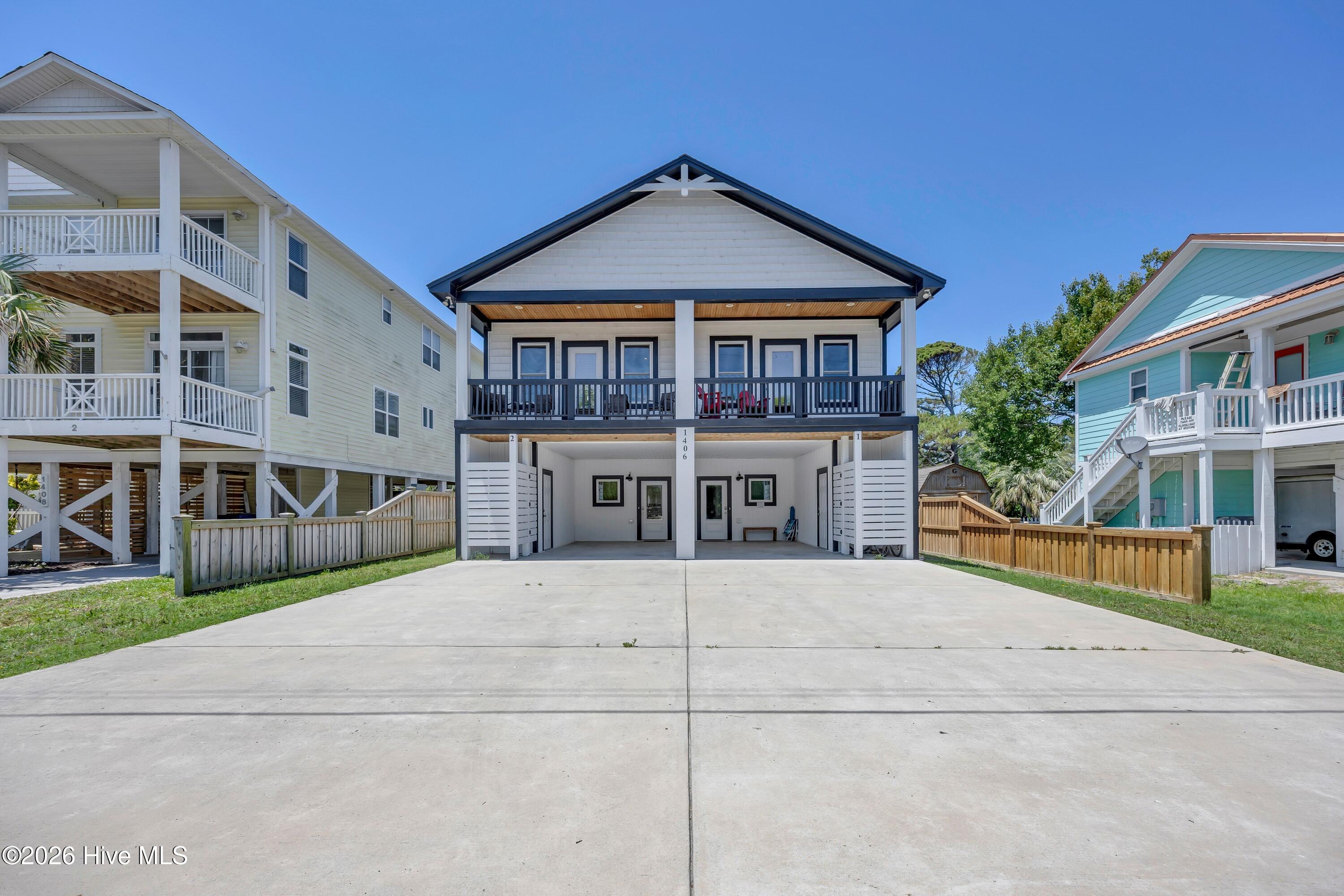 100575516 | Photo 3