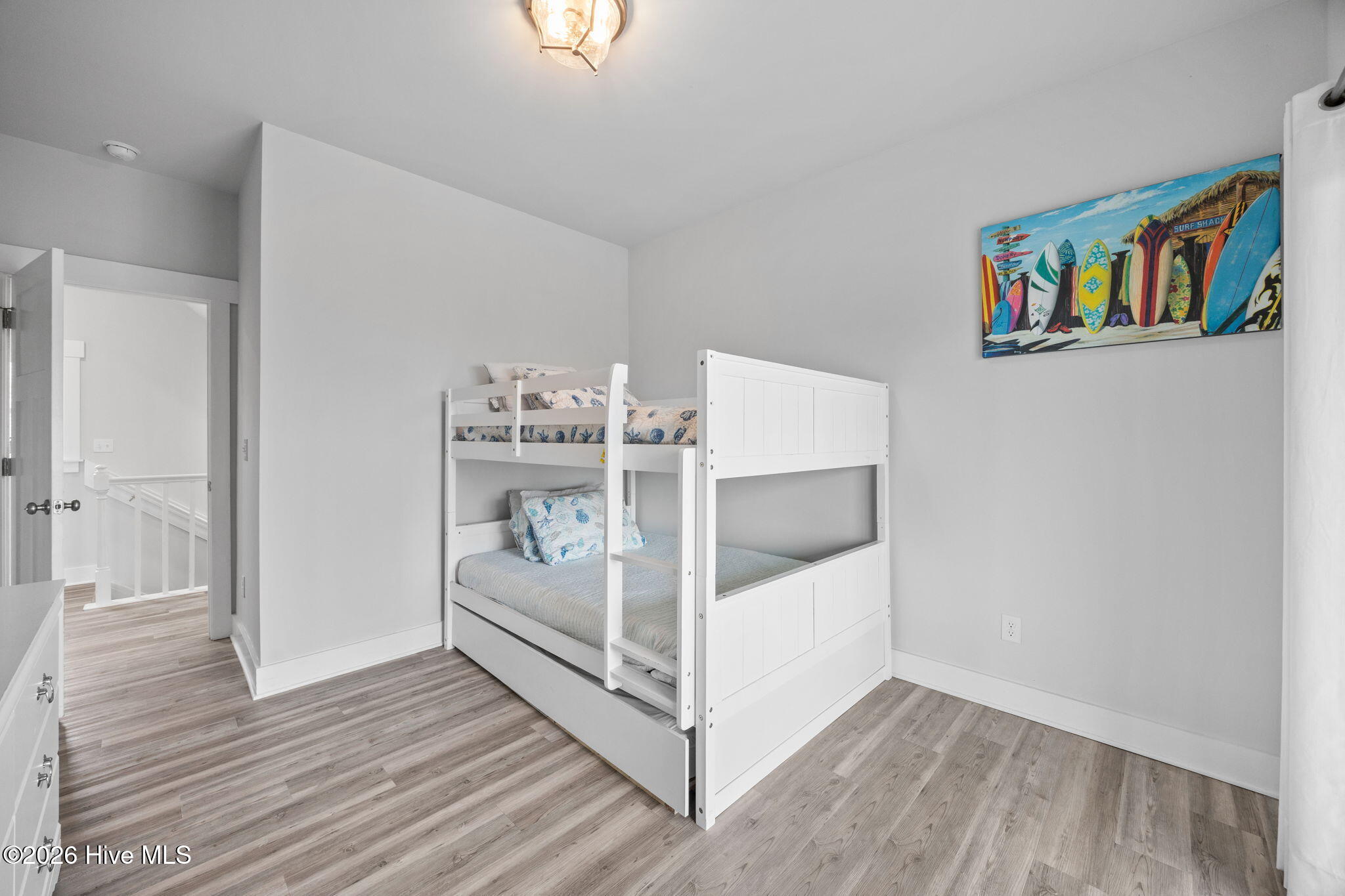 100557334 | Photo 29