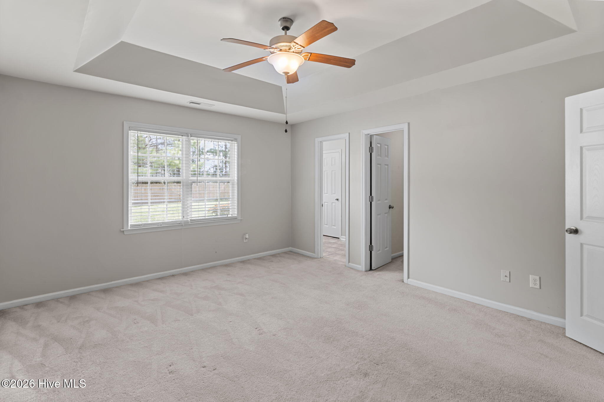 100561505 | Photo 31