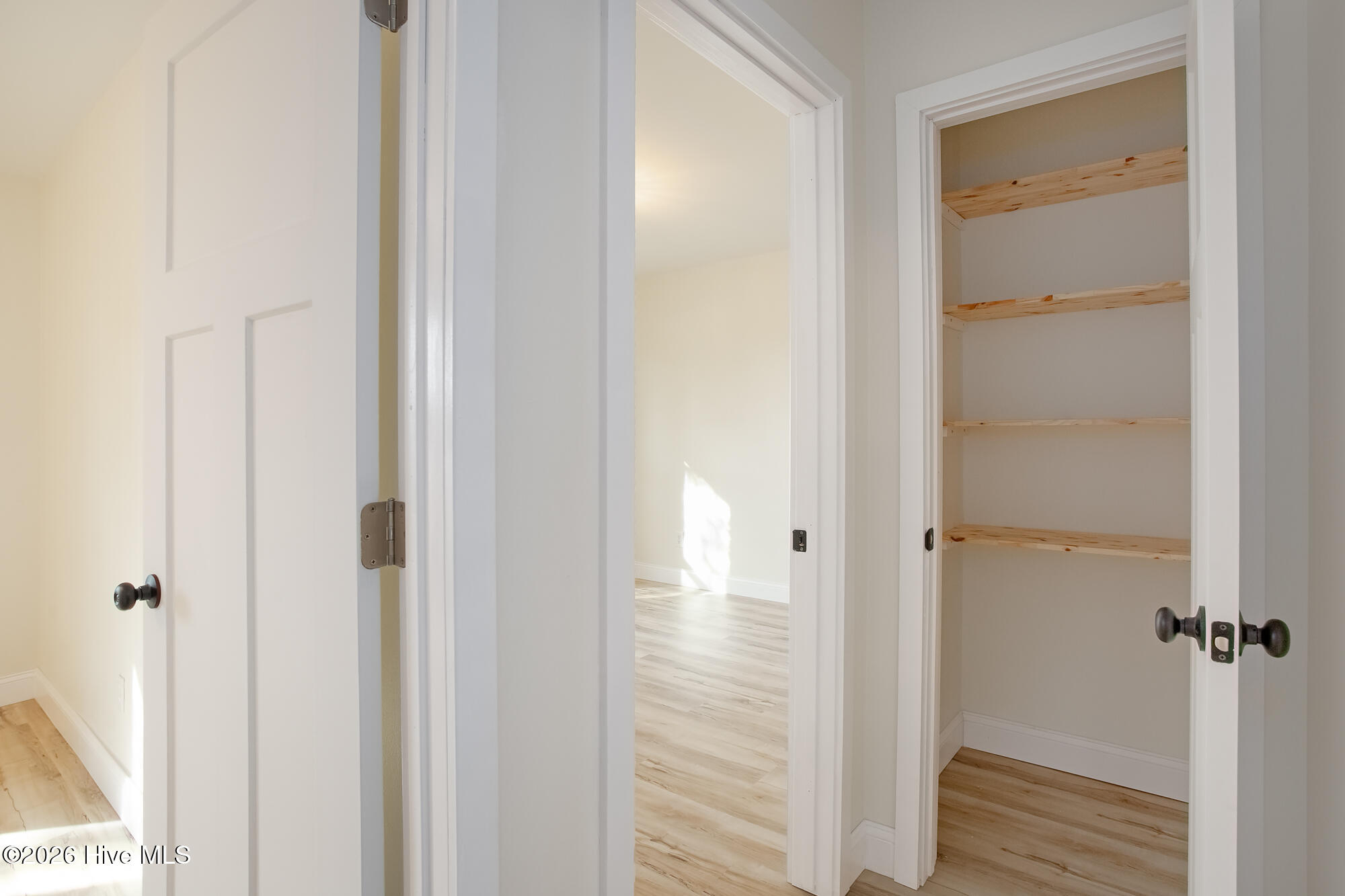 100548635 | Photo 20