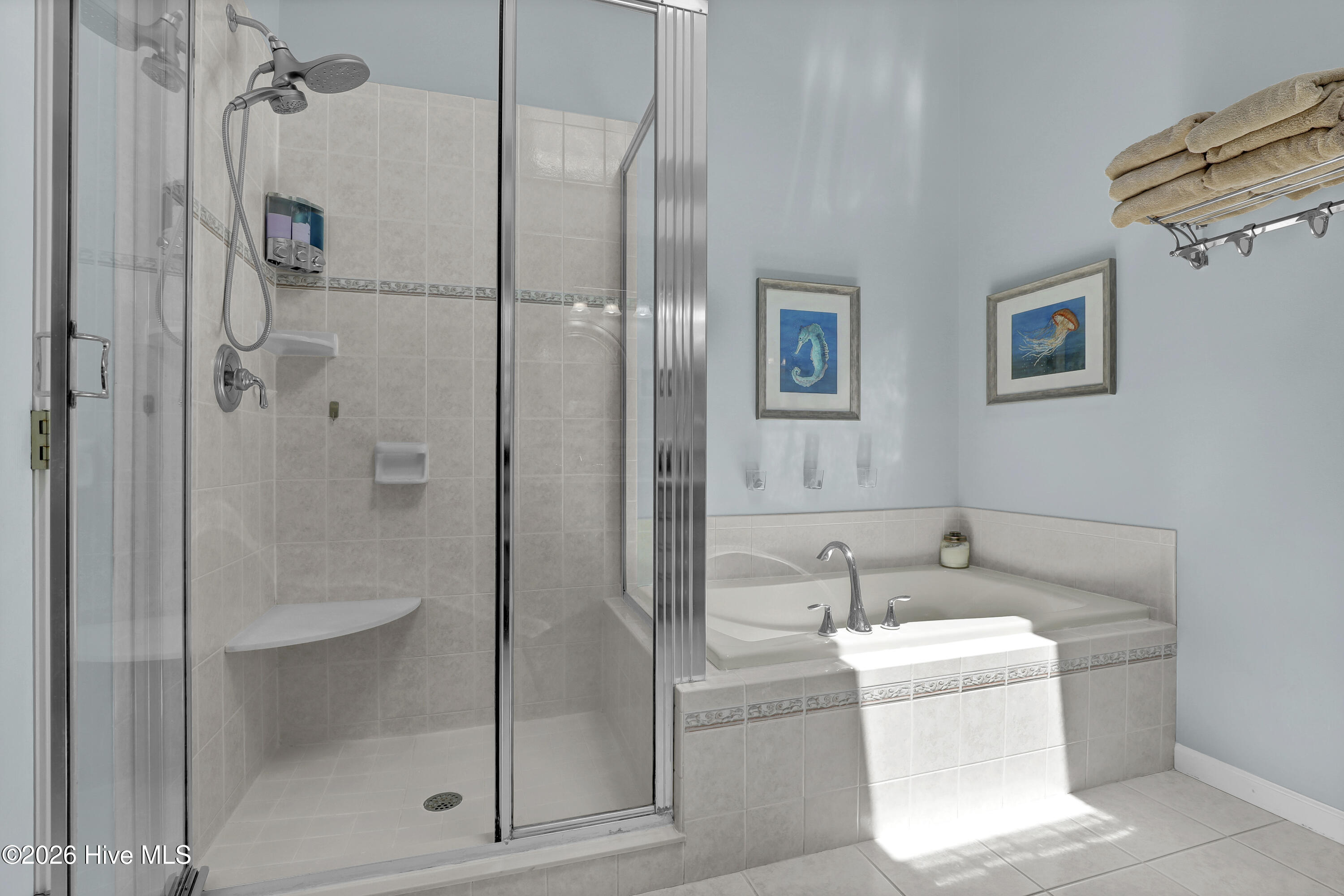 100570699 | Photo 27