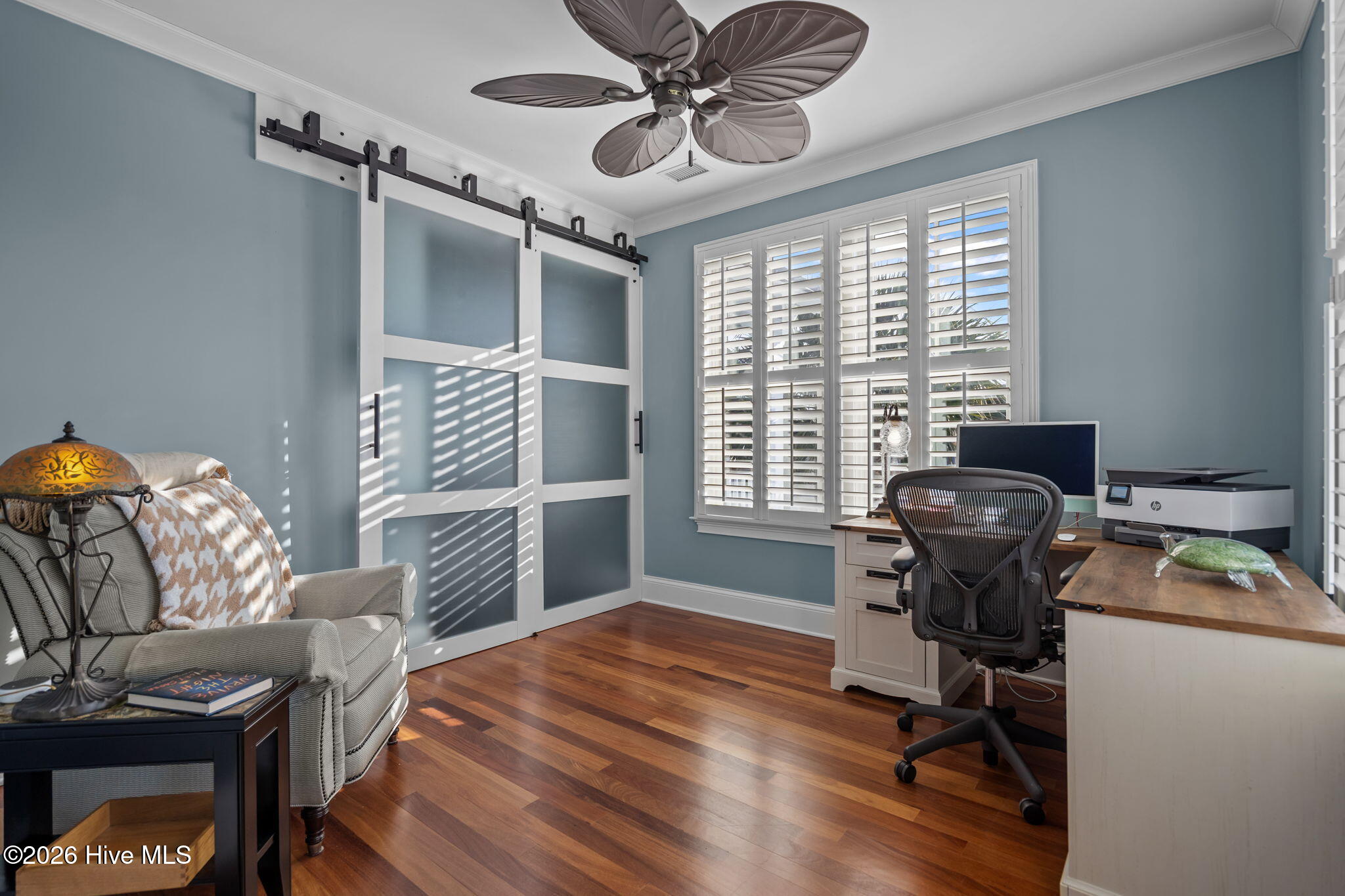 100551618 | Photo 54