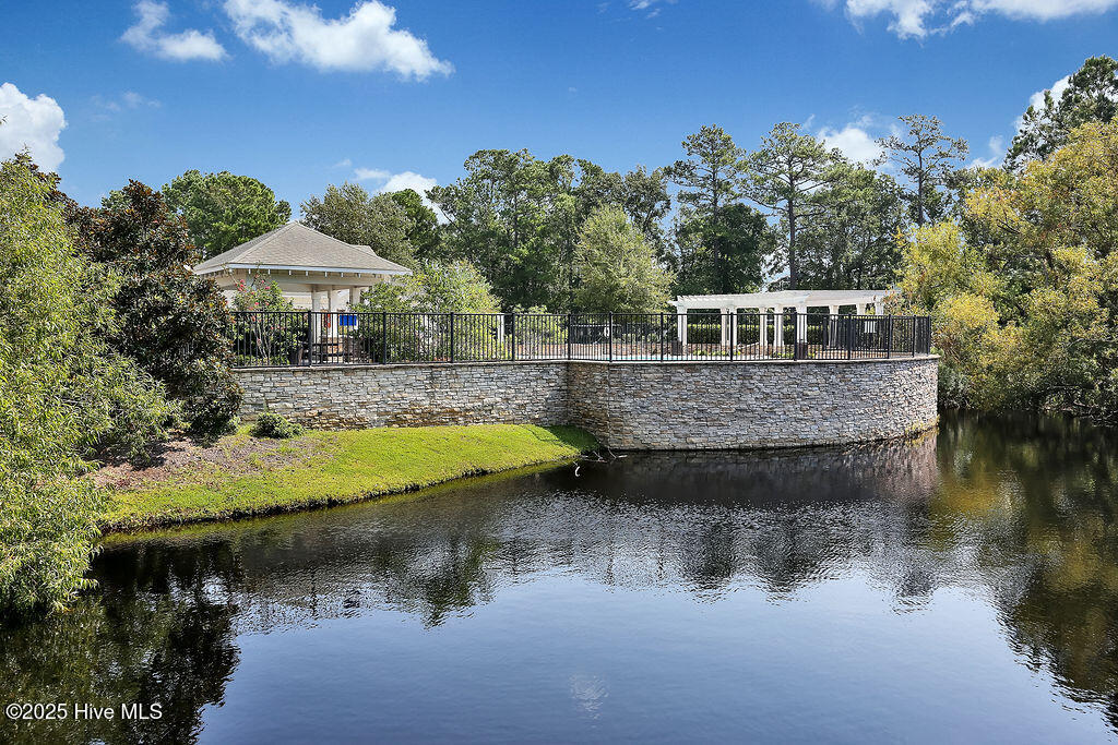 100511550 | Photo 52