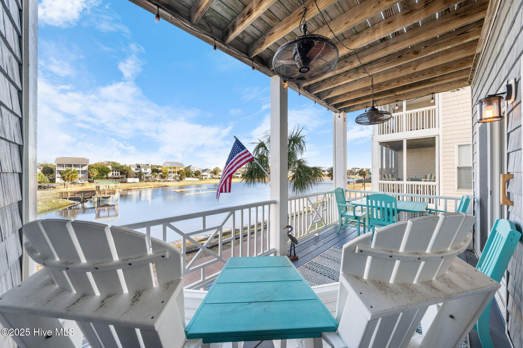 100526205 | Photo 63