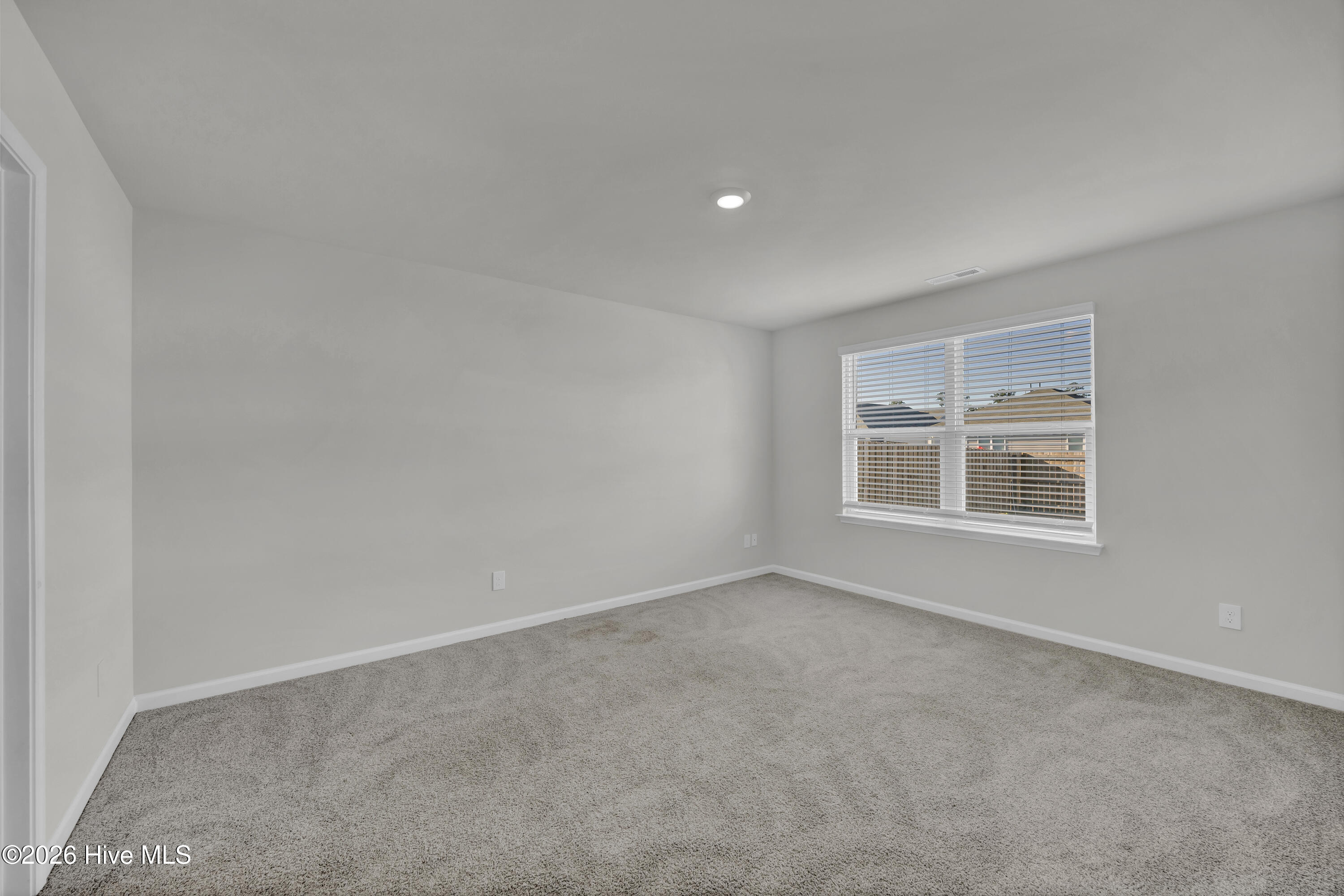 100547237 | Photo 18