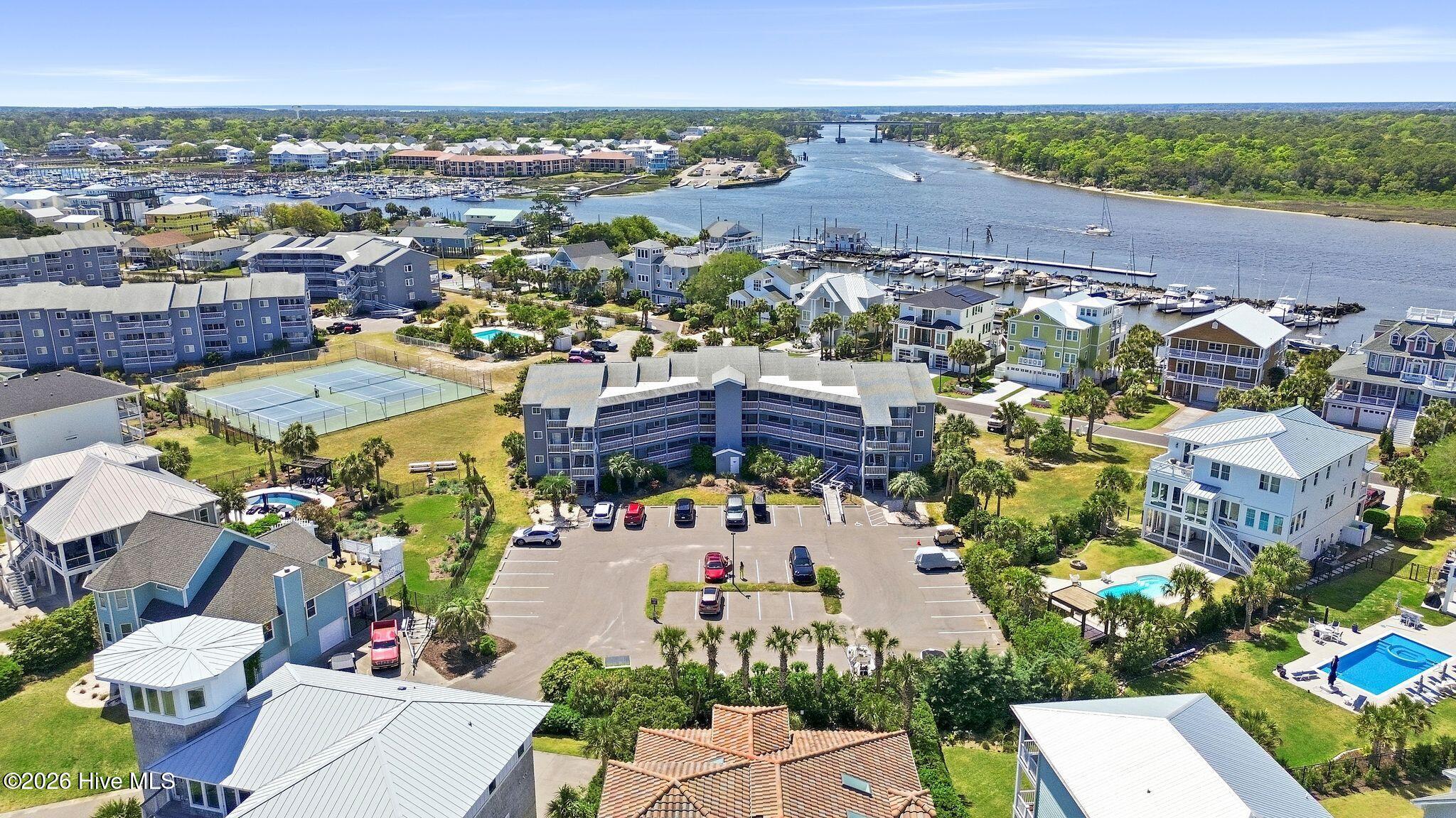 100567622 | Photo 37