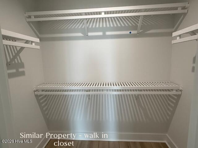 100552100 | Photo 27