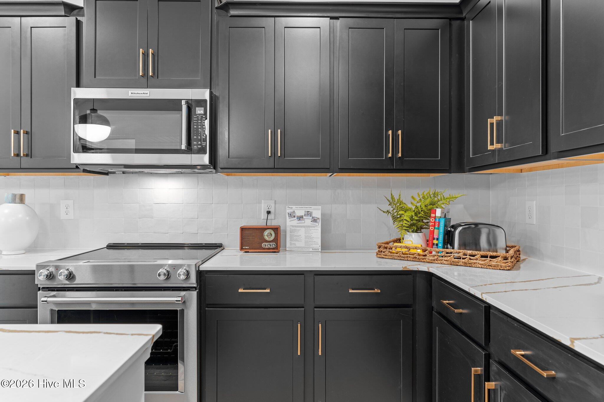 100550054 | Photo 13