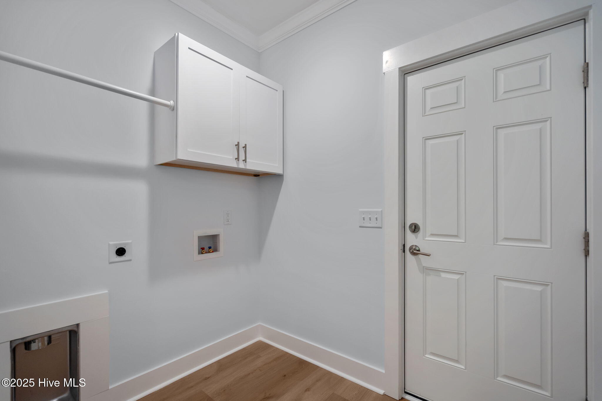 100542016 | Photo 36