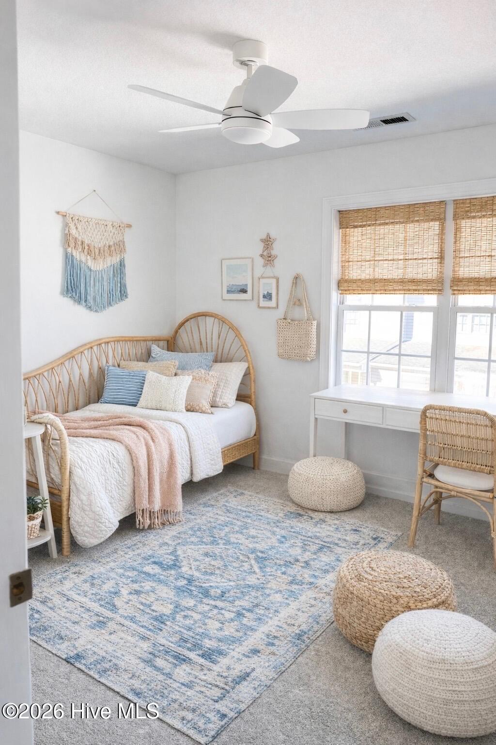 100547623 | Photo 12