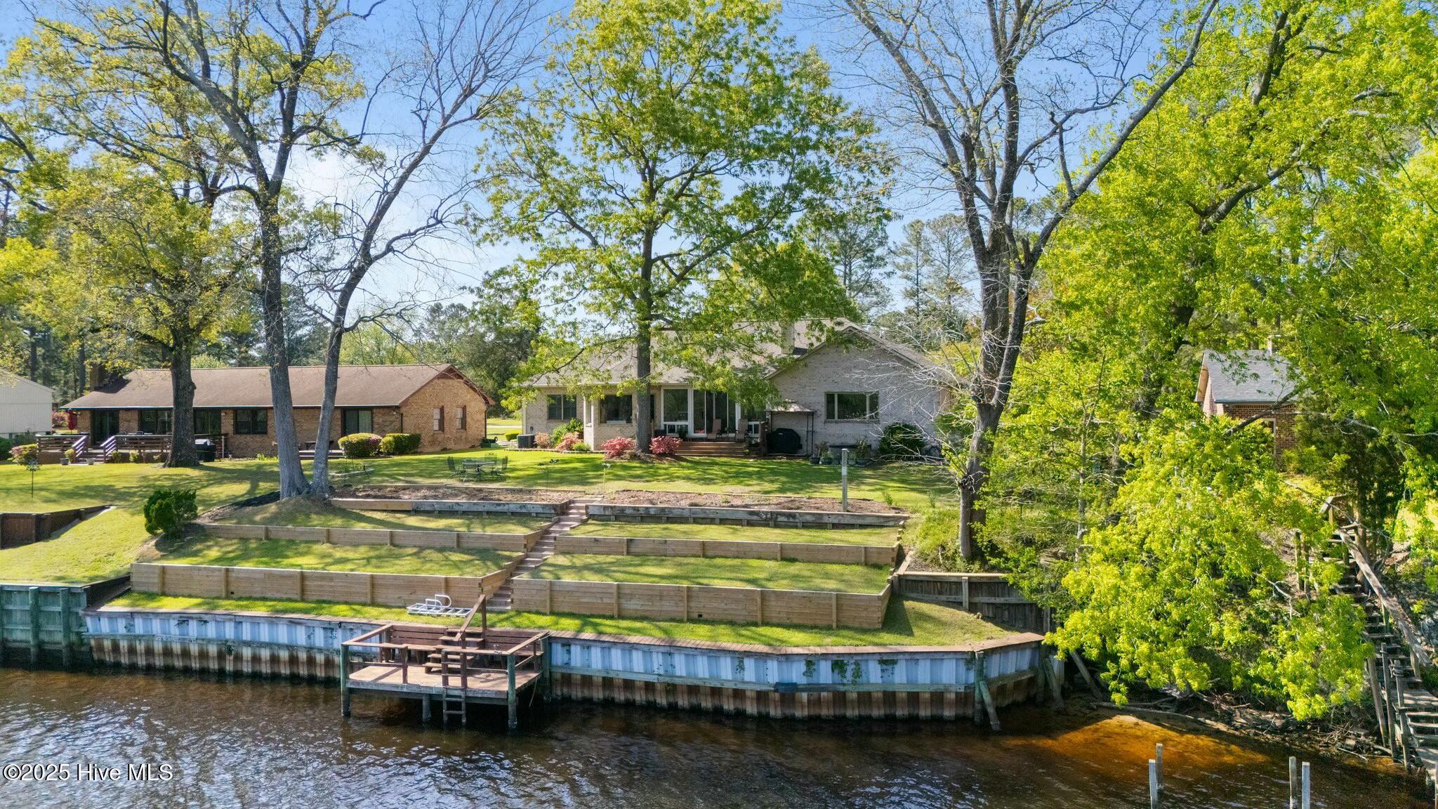 220 Shoreline Drive, New Bern, NC, 28562