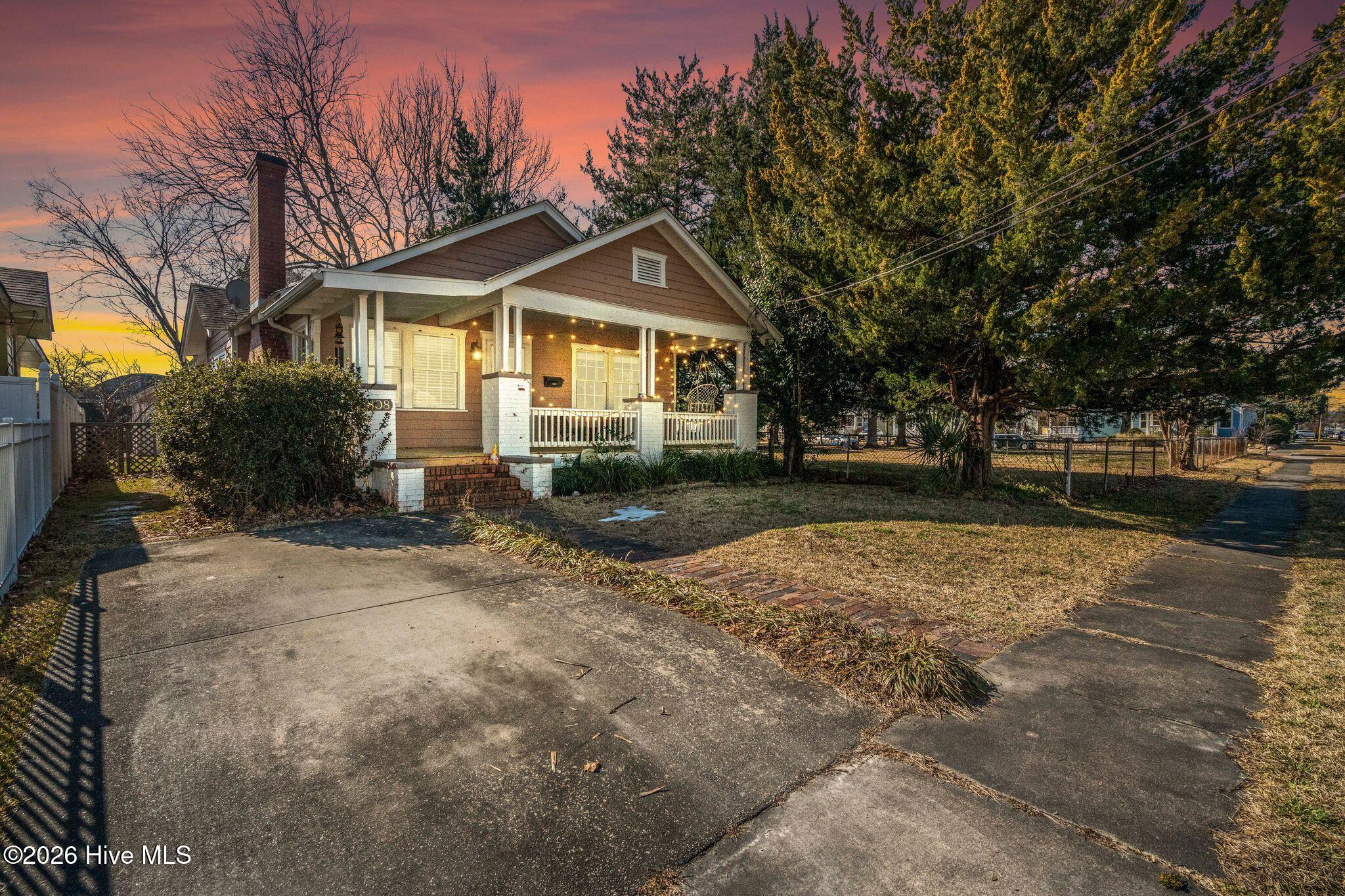 100554931 | Photo 41