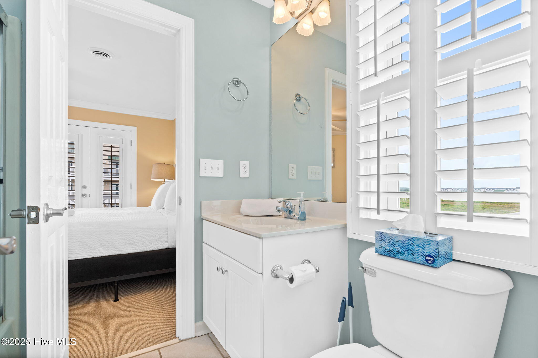 100498196 | Photo 60