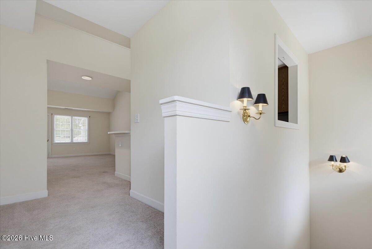 Entrance landing