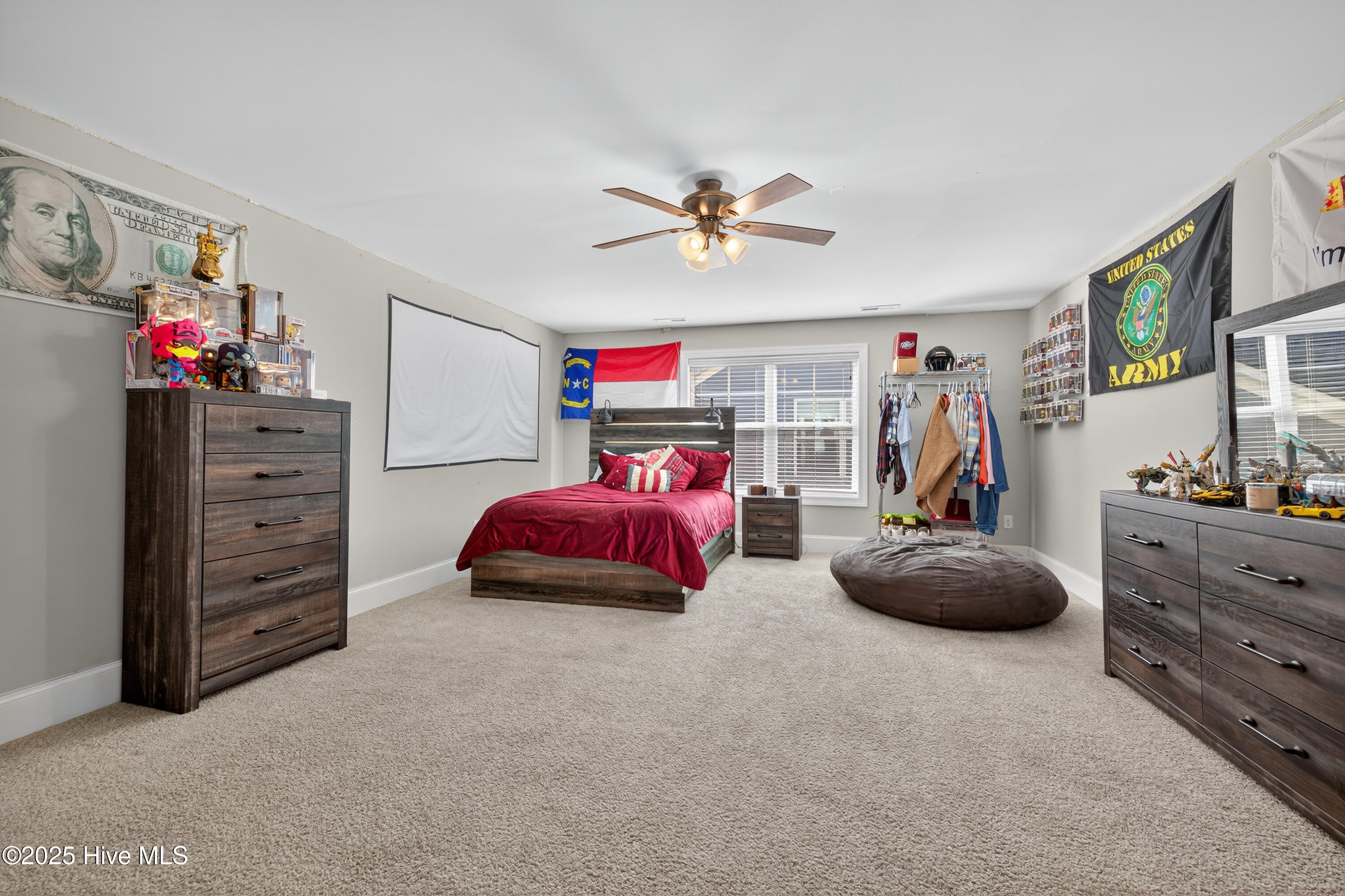 100562726 | Photo 28