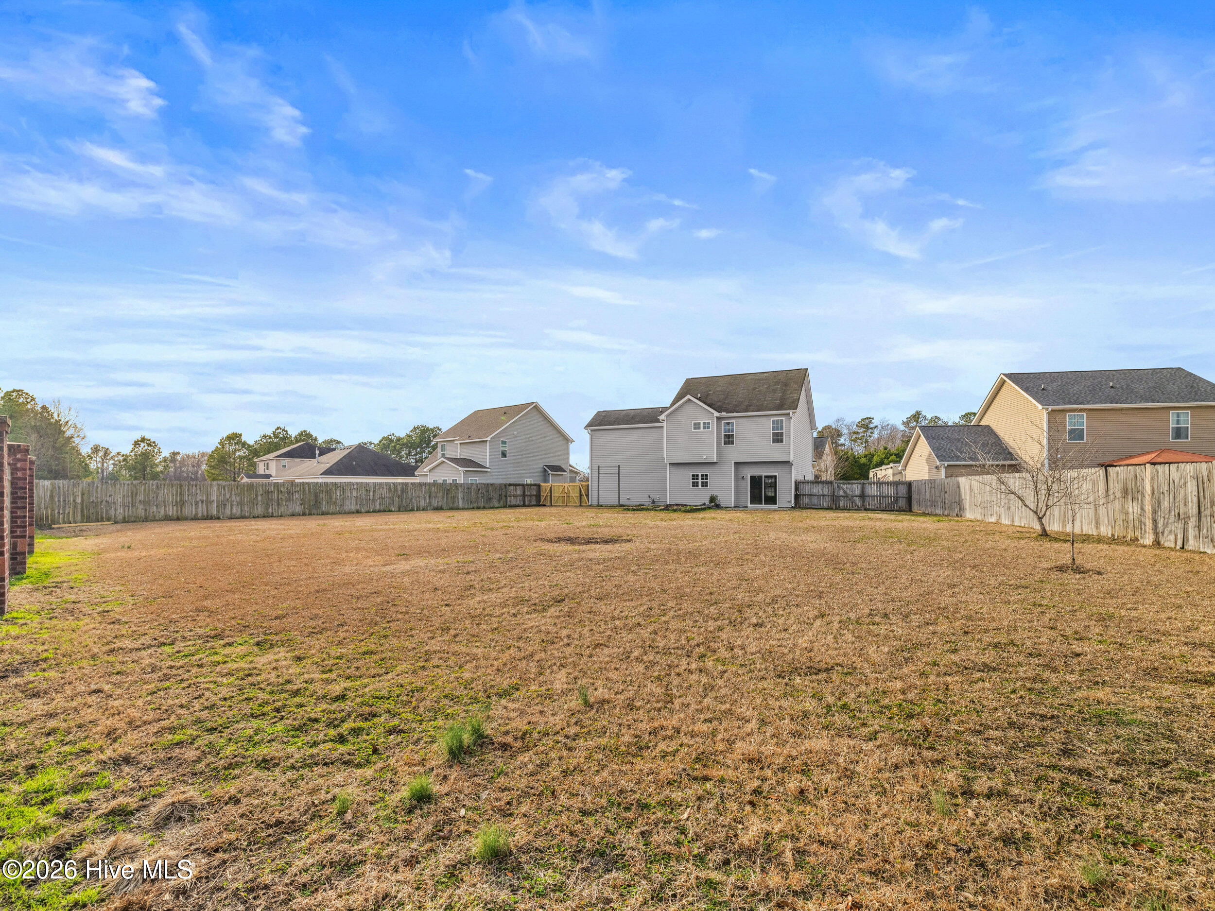 100547442 | Photo 47