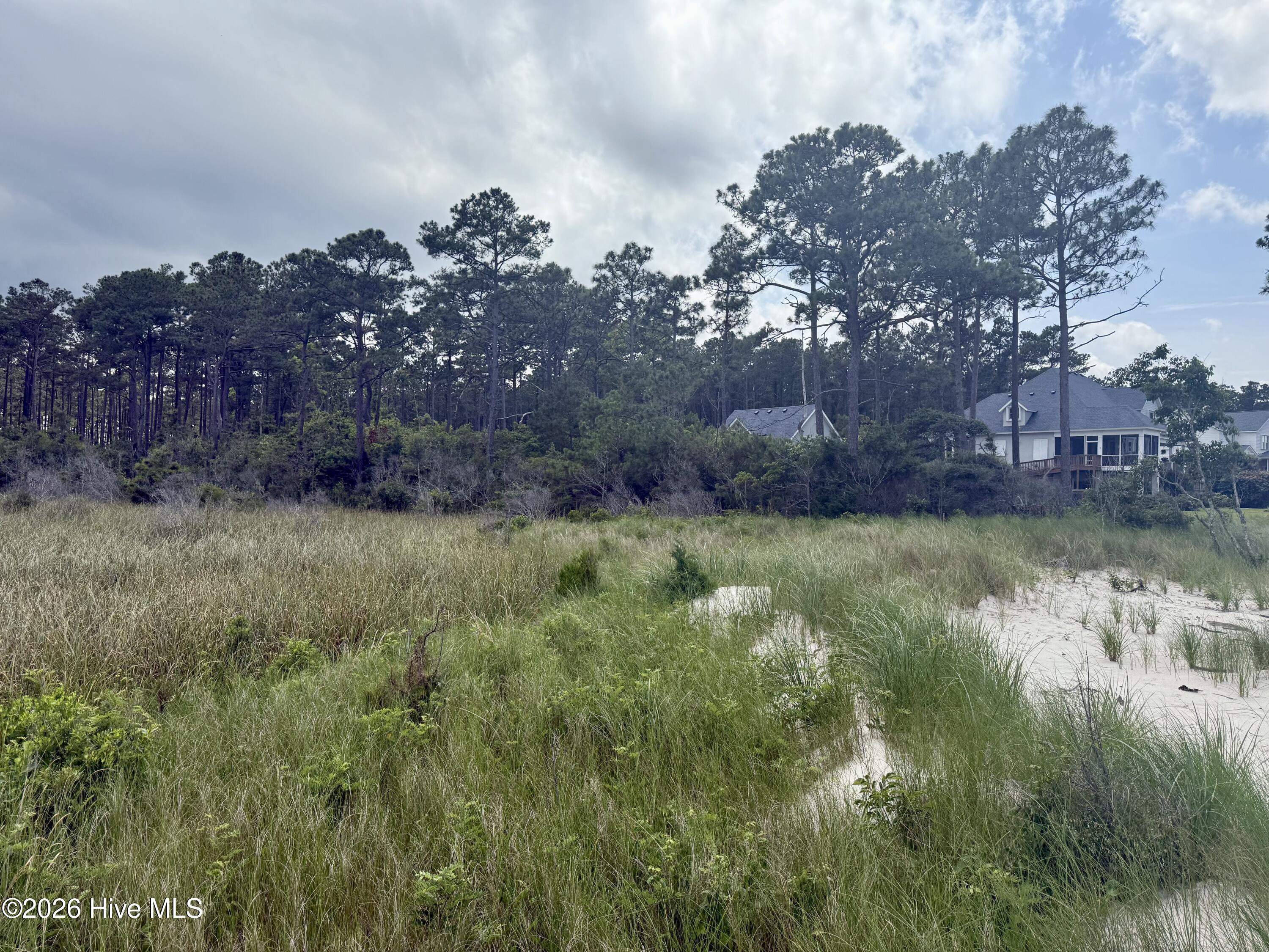 558 Sandy Point 