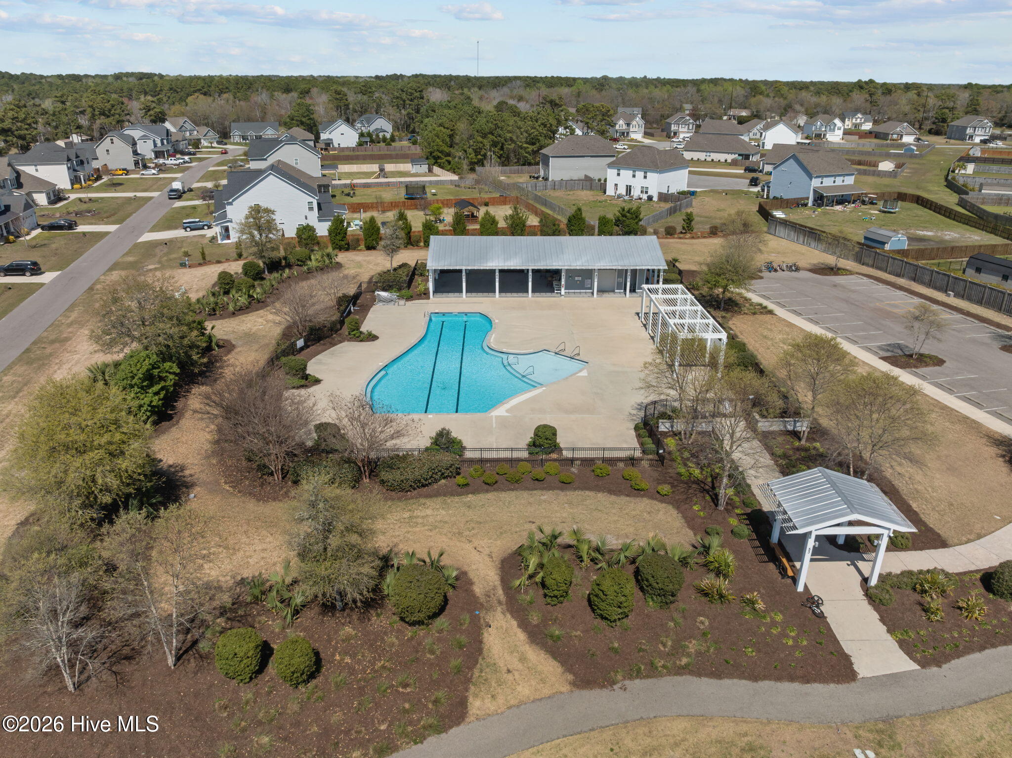 100564273 | Photo 42