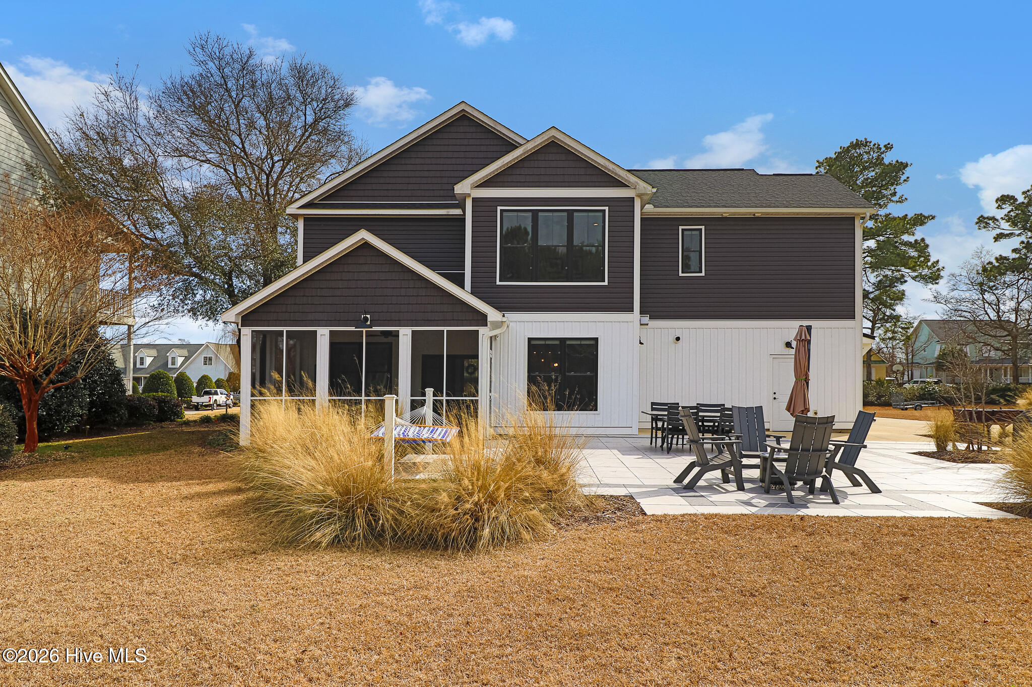 100556315 | Photo 36