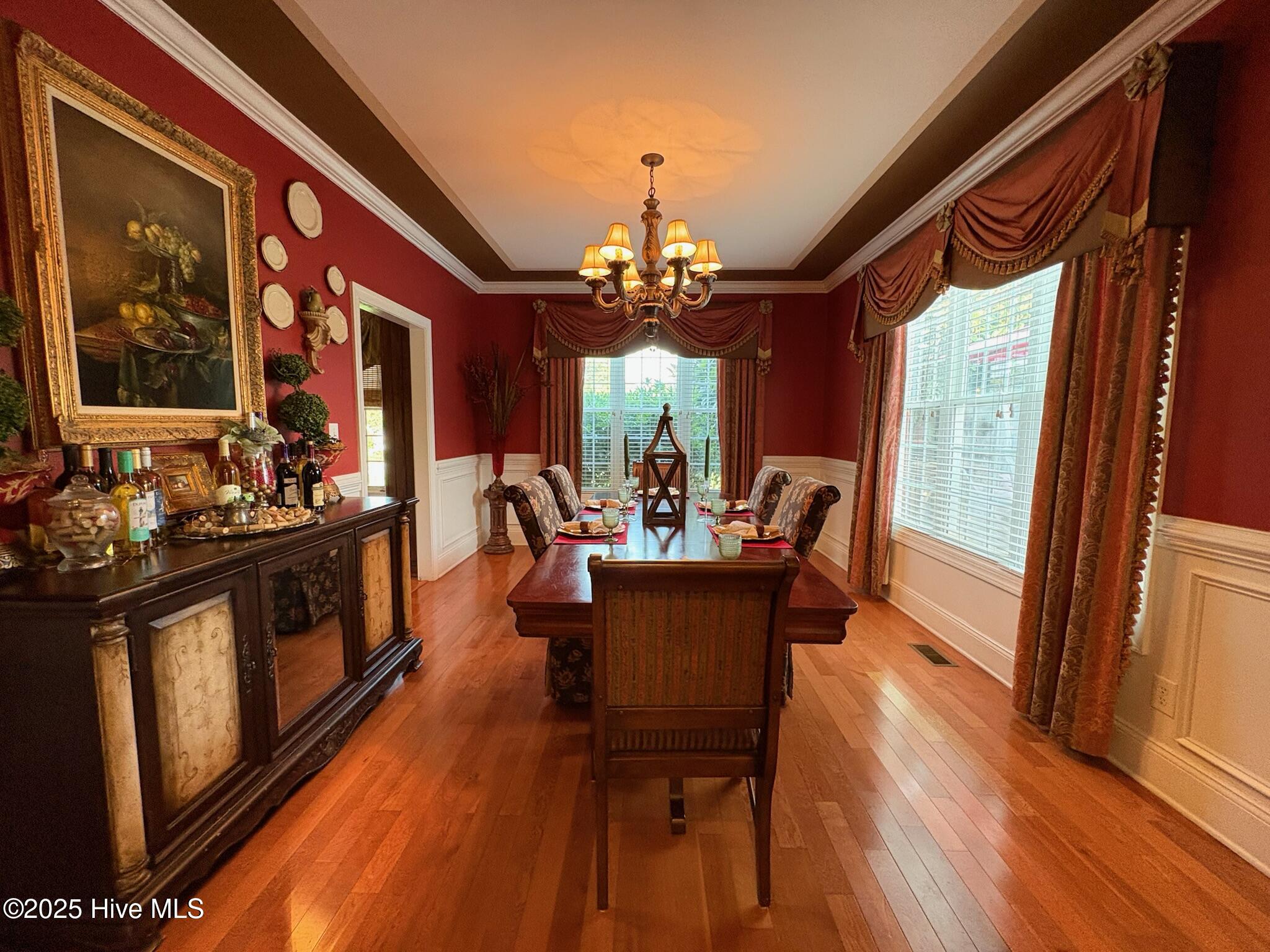 100518479 | Photo 17