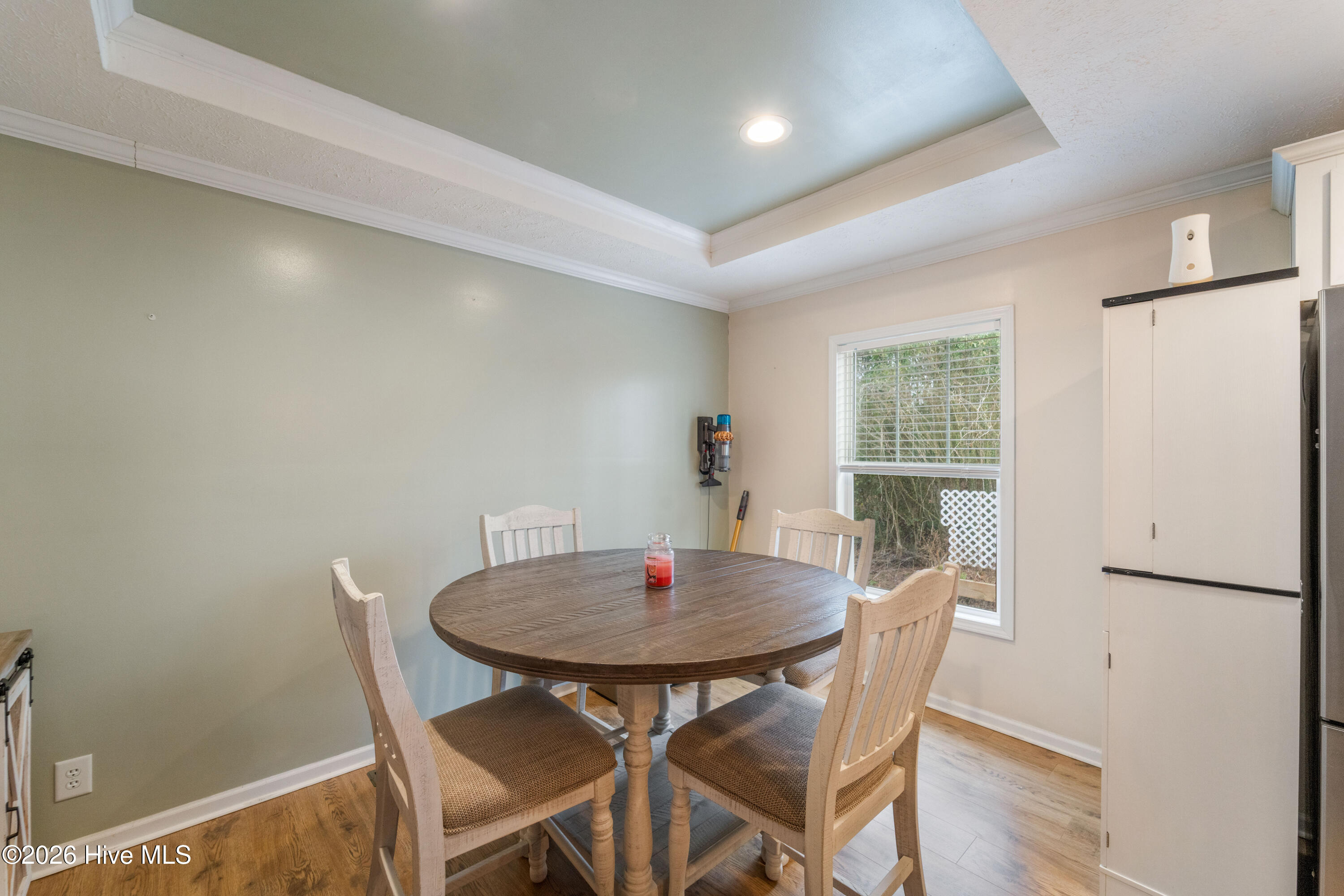 100547365 | Photo 24