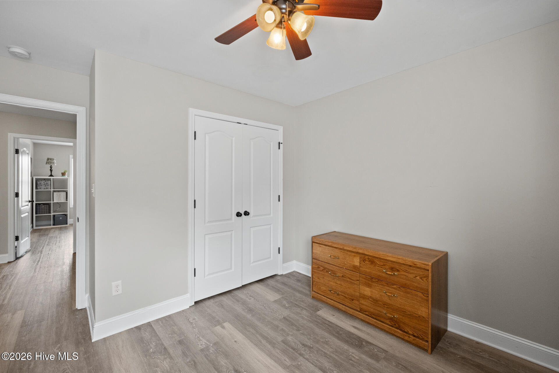 100566608 | Photo 26