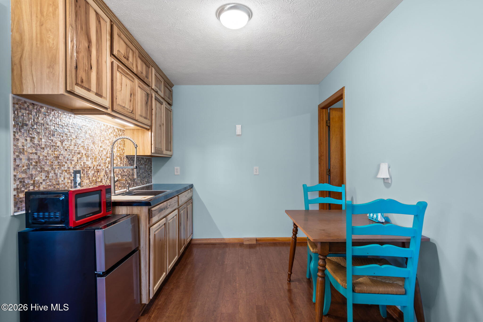 100569191 | Photo 33