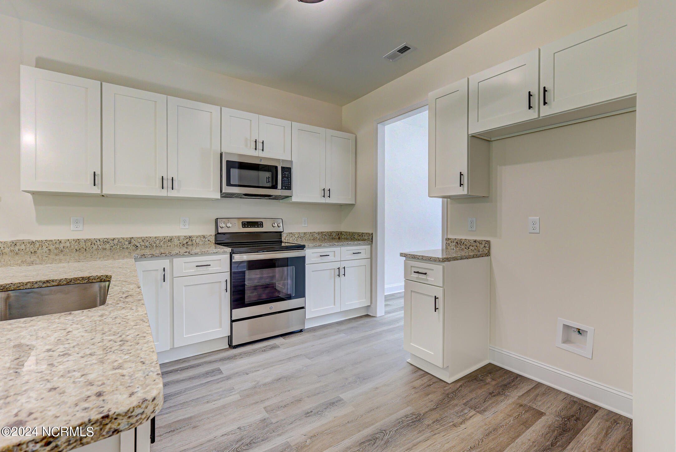 554 Timbercrest Circle SE, Bolivia, NC 28422 – photo 10: 79073F54-F0FD-4F23-AACF-6EABBF8E2F05_1_1
