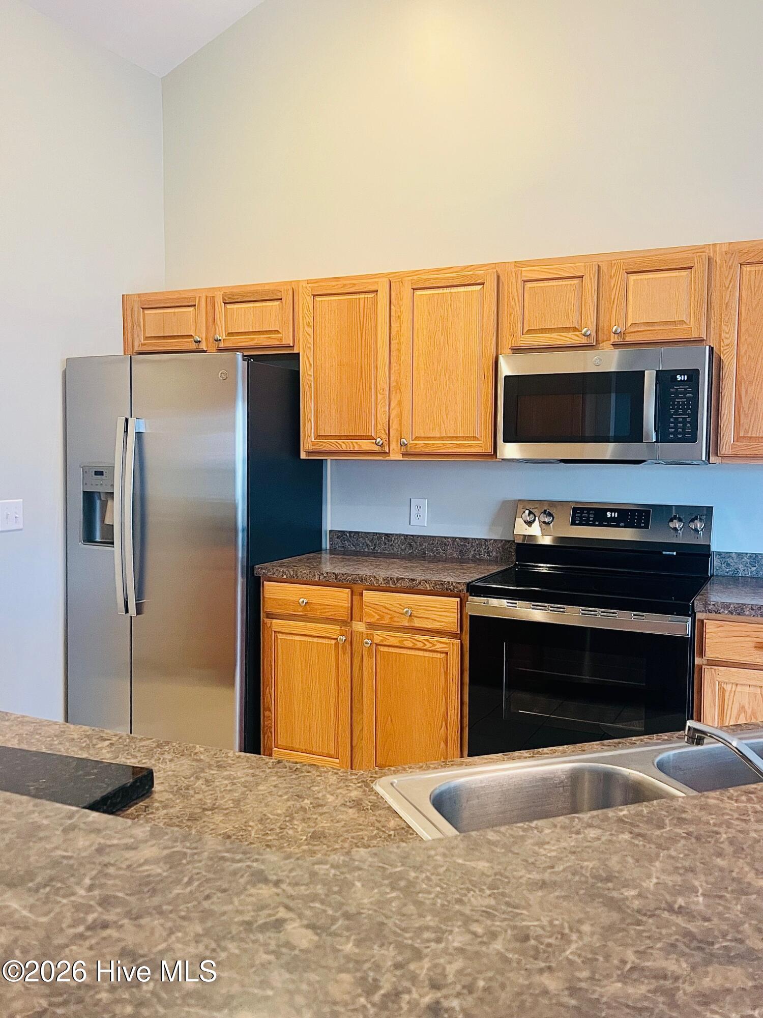 100547243 | Photo 18