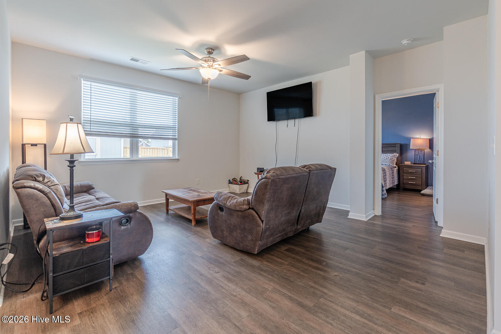 100564968 | Photo 19