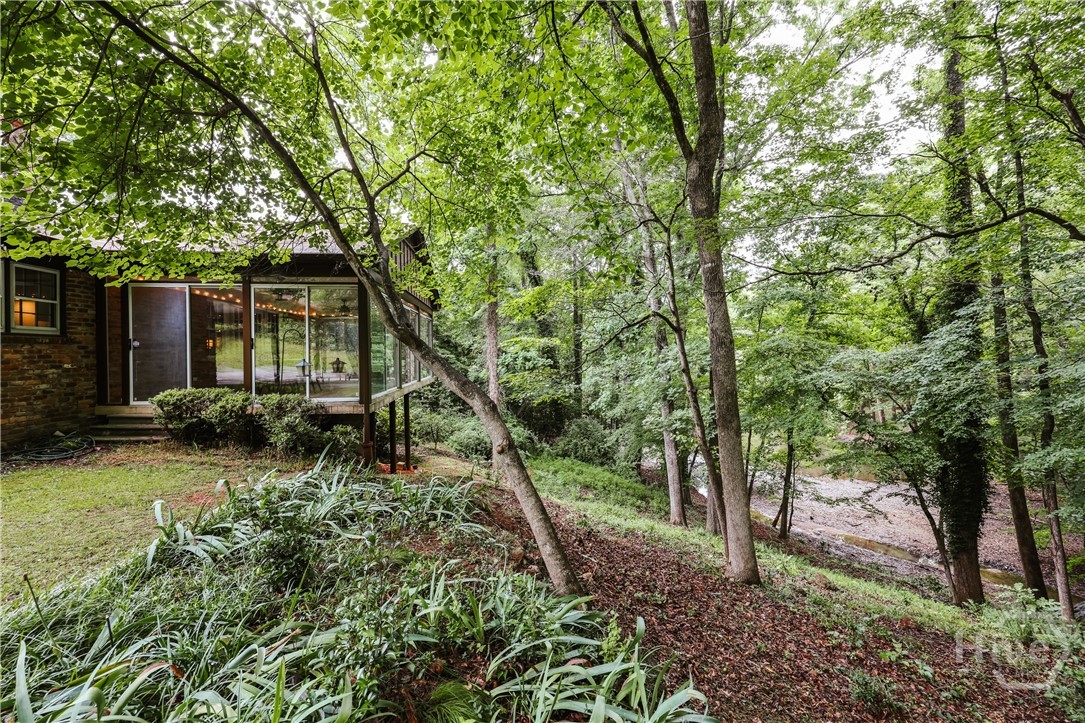 750 Glenwood Drive
