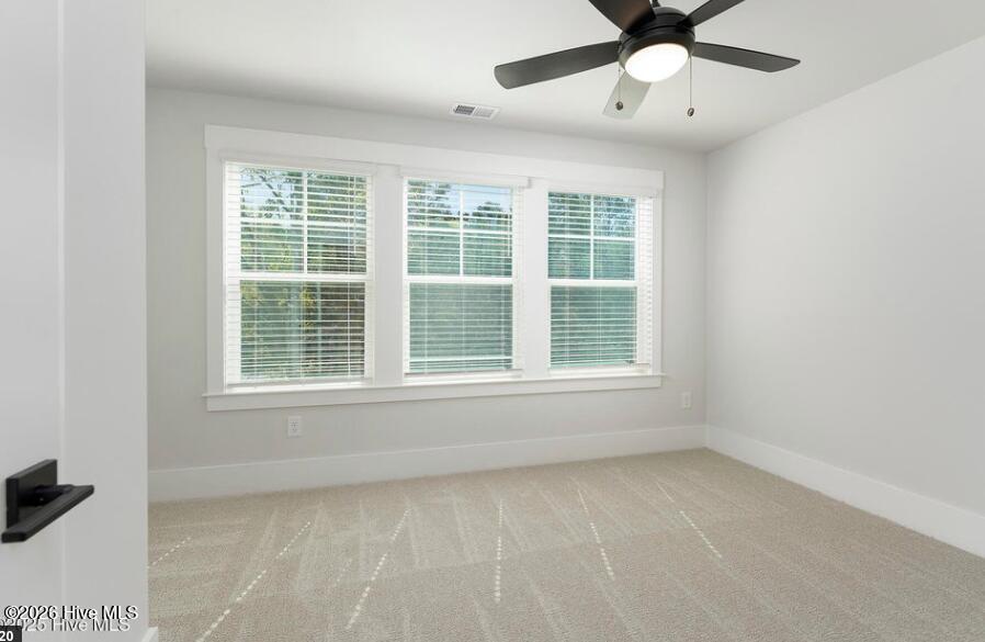 100561670 | Photo 20