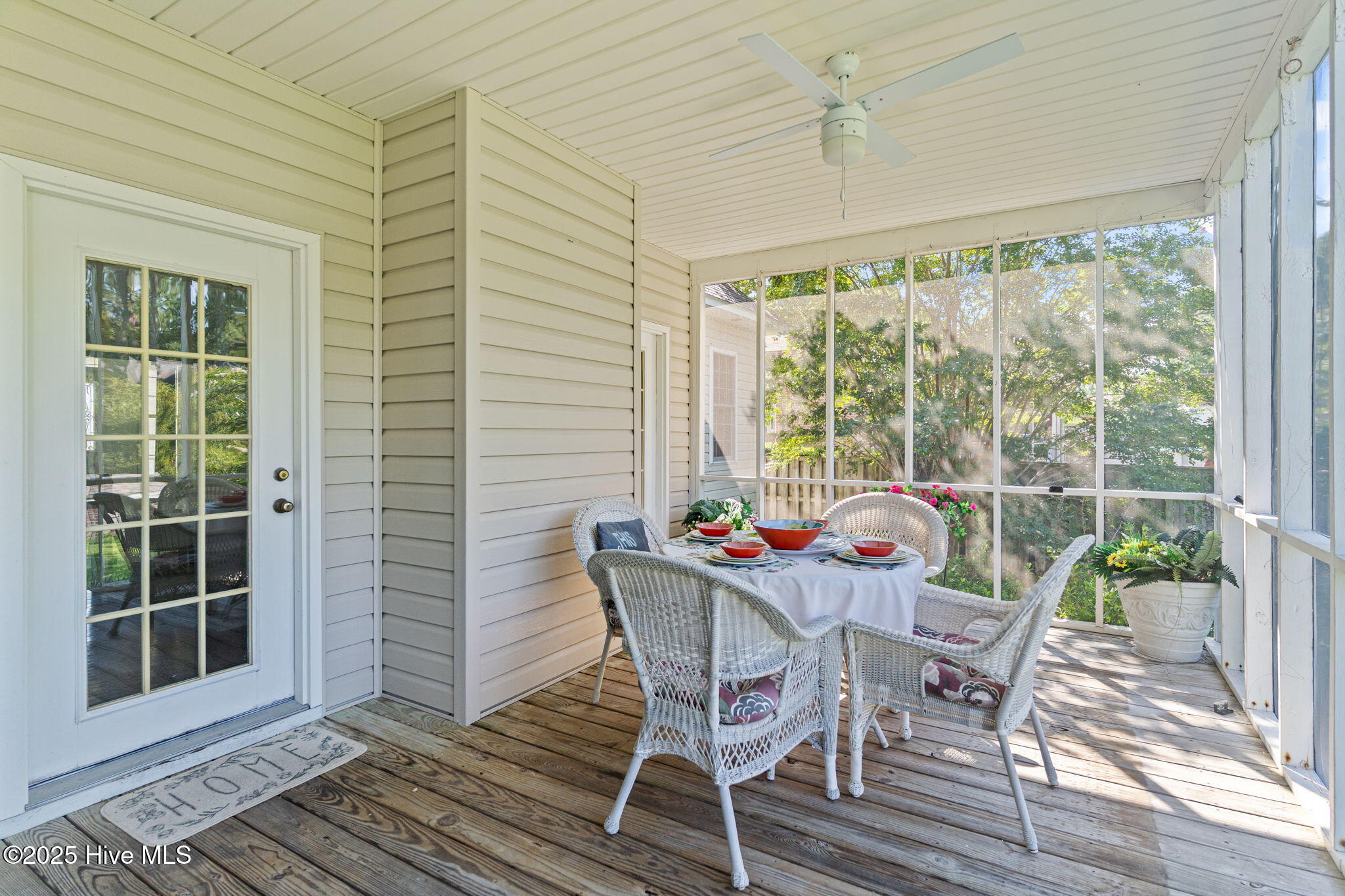 100511511 | Photo 36