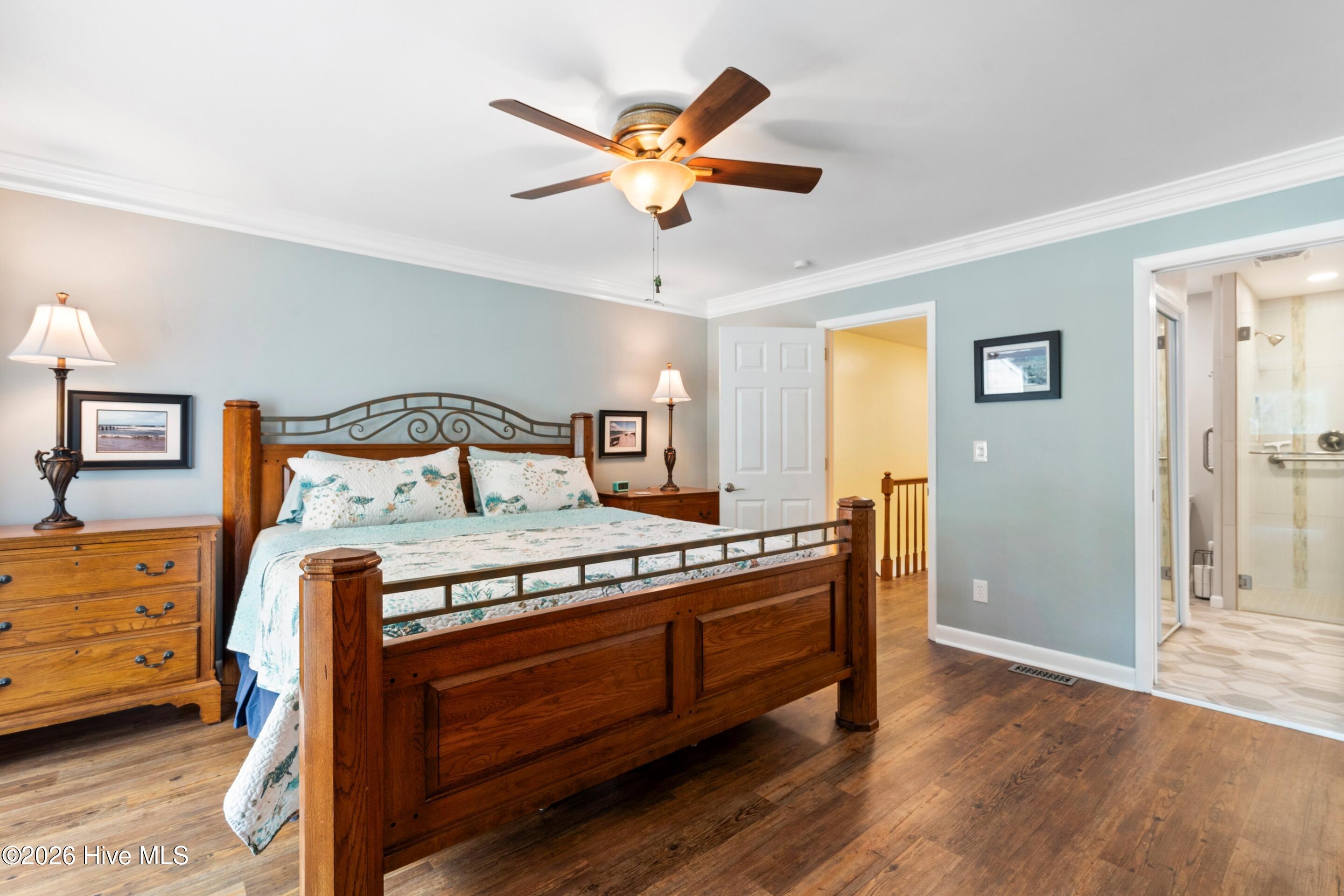 100554441 | Photo 30