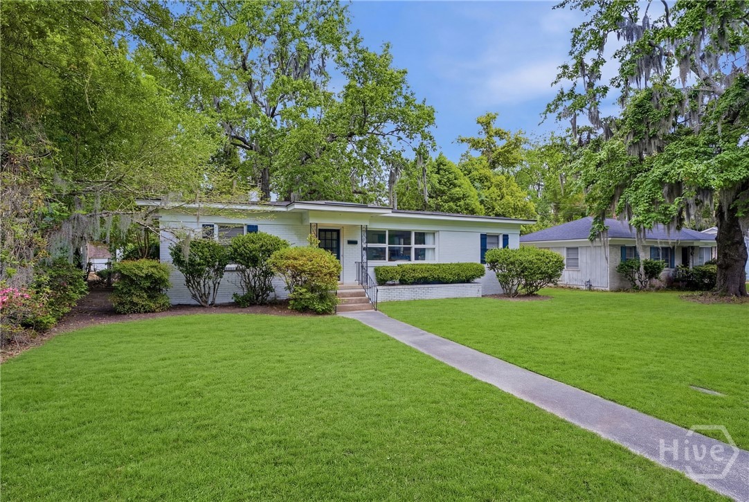 3rd image of 2130 Glynnwood Dr, Savannah, GA 31404 | MLS# SA353029