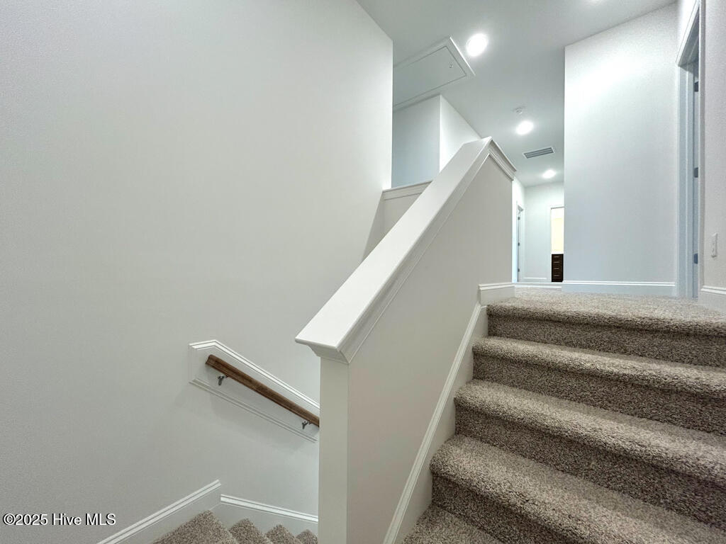 100510036 | Photo 36