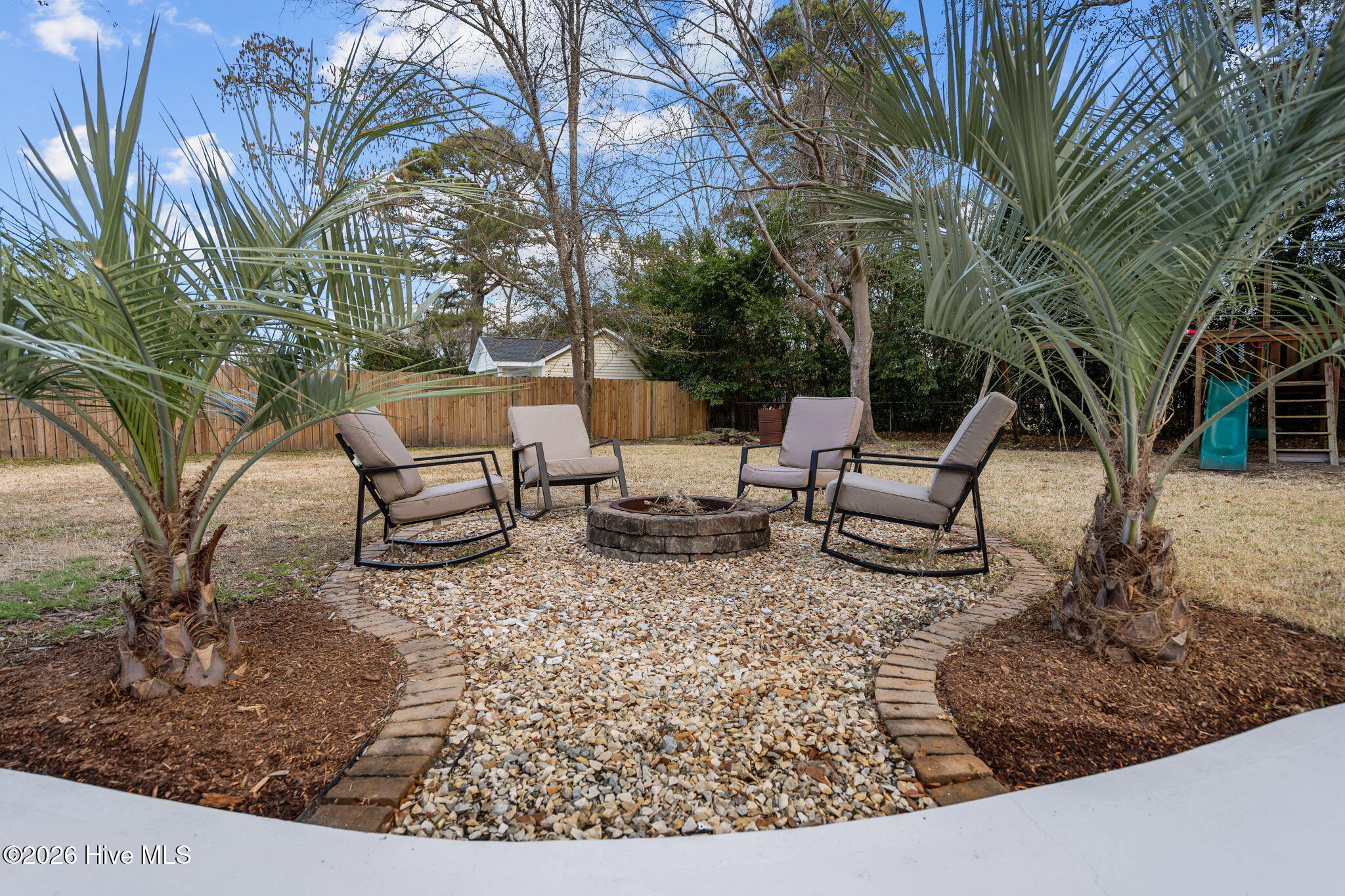 100552729 | Photo 36