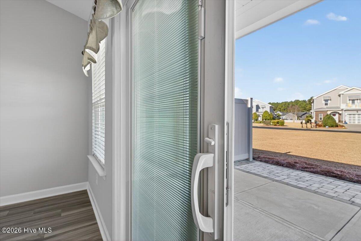 100552947 | Photo 19