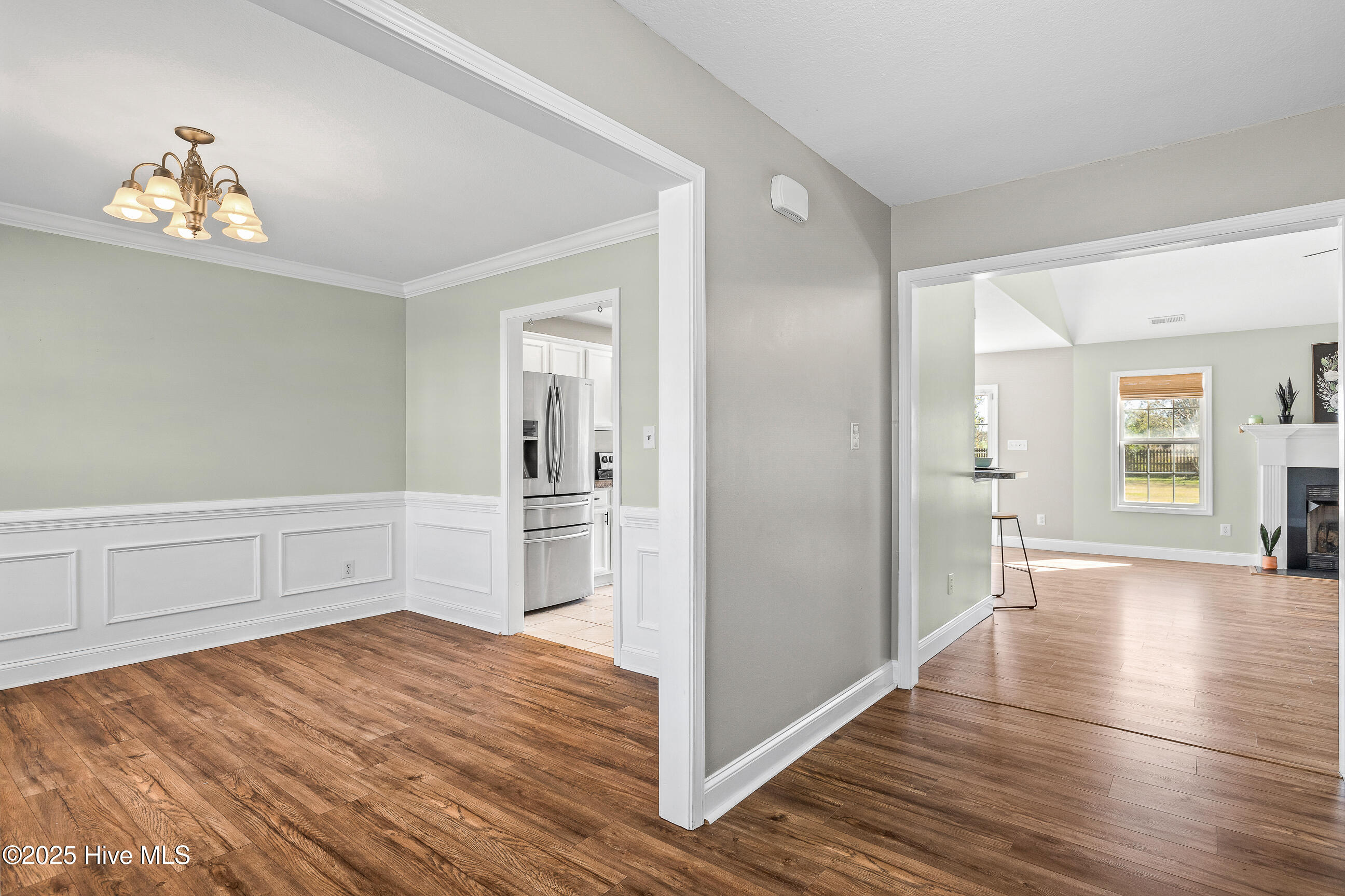 141 Weste Avenue, Jacksonville, NC 28540 – photo 6: Foyer/Dining Room