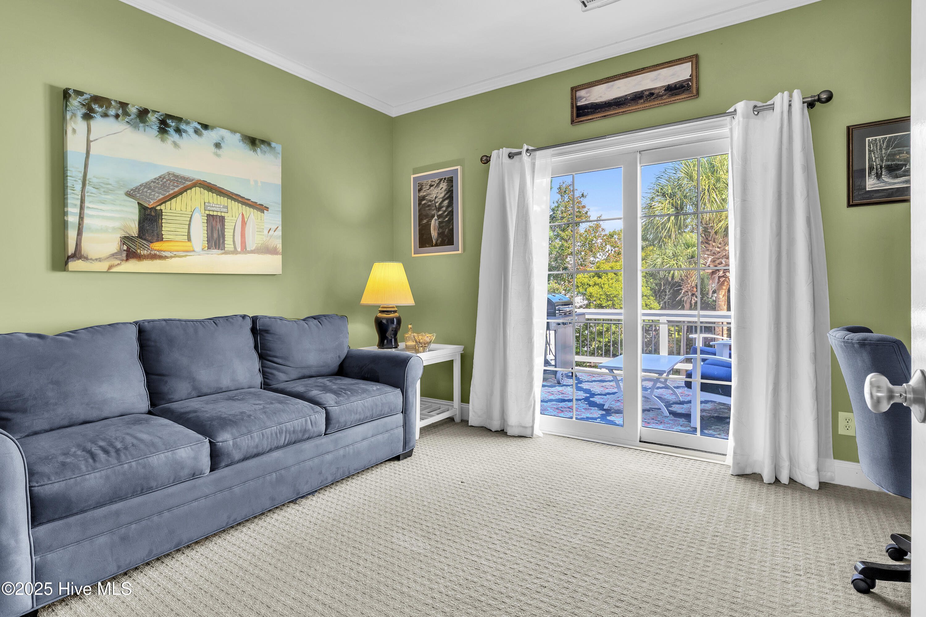 100529504 | Photo 17