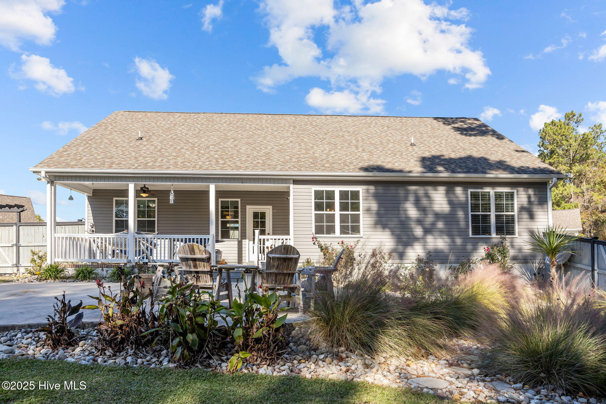 100541215 | Photo 44