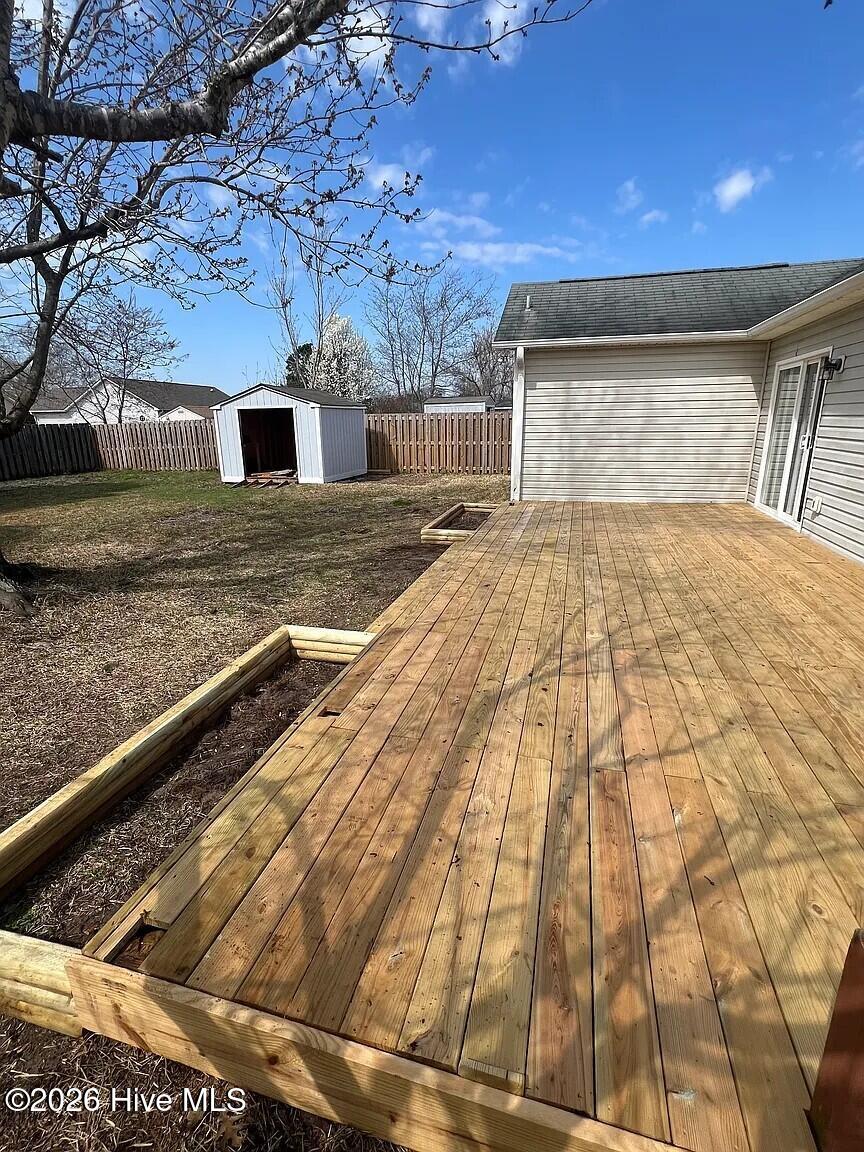 100561708 | Photo 21