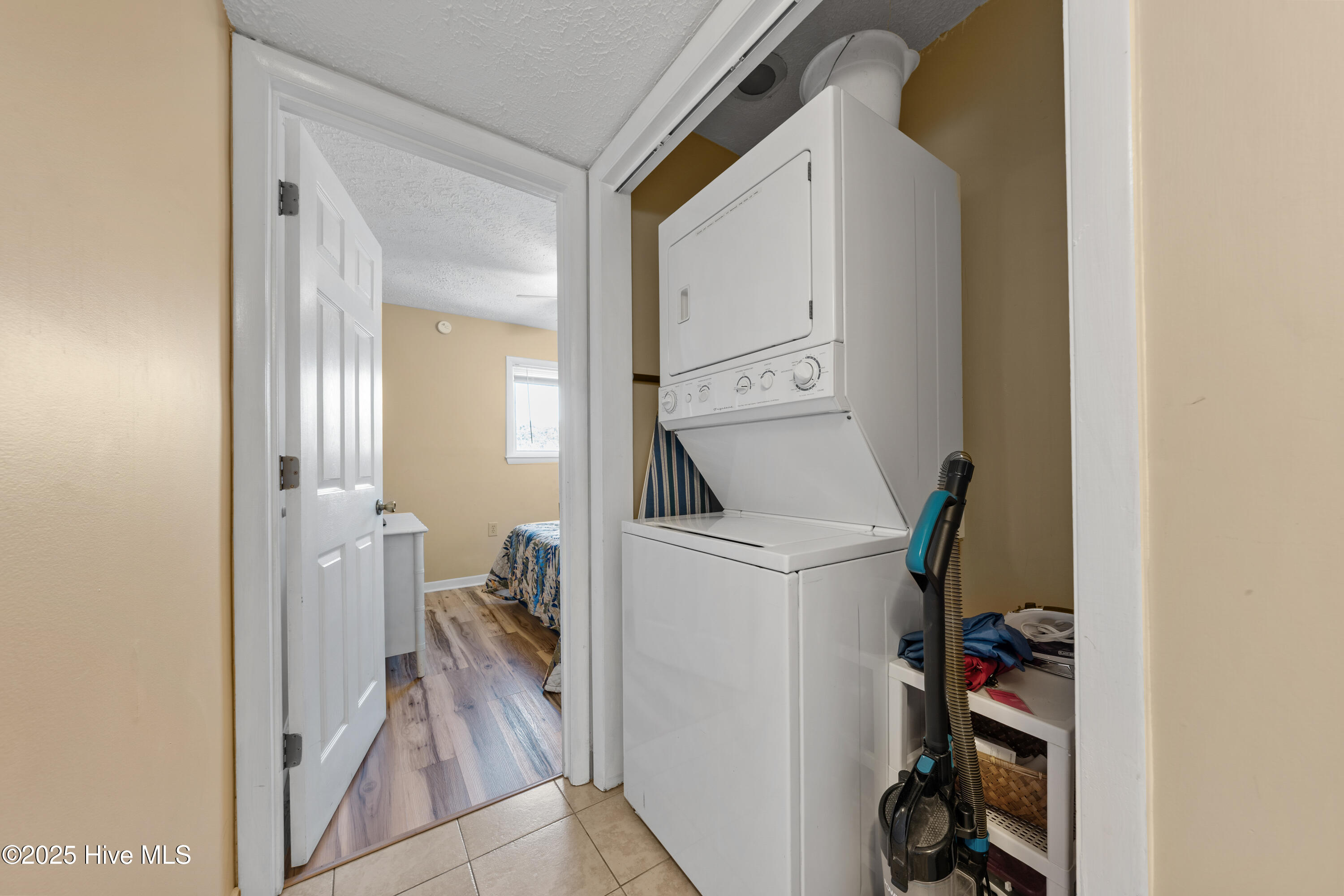 100539847 | Photo 17