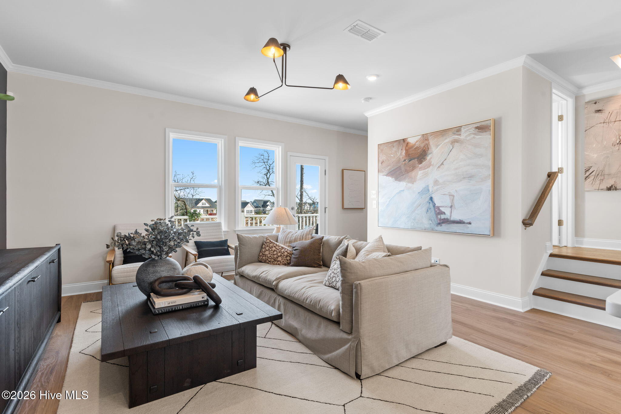 100560253 | Photo 15