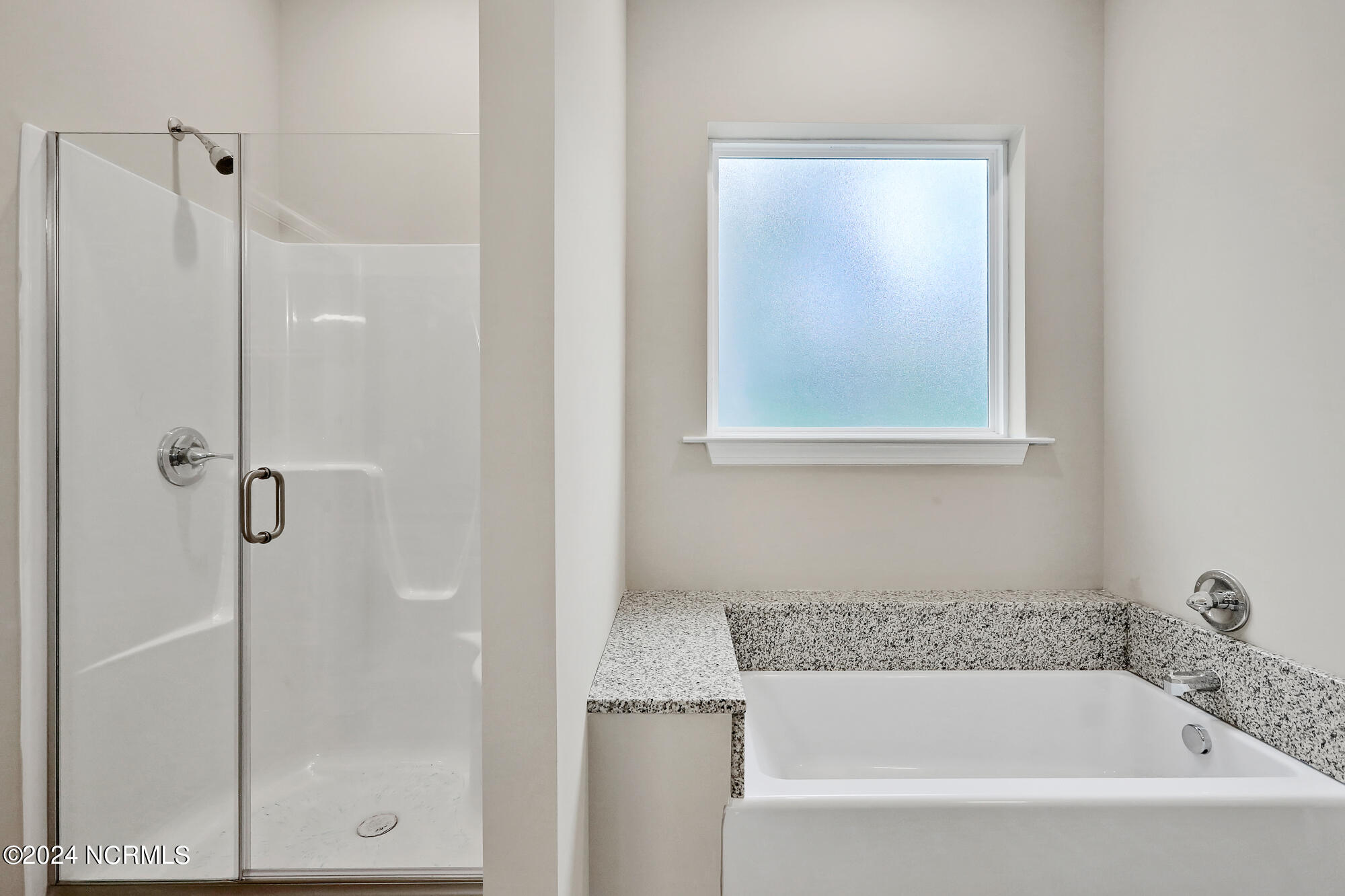 100471583 | Photo 27